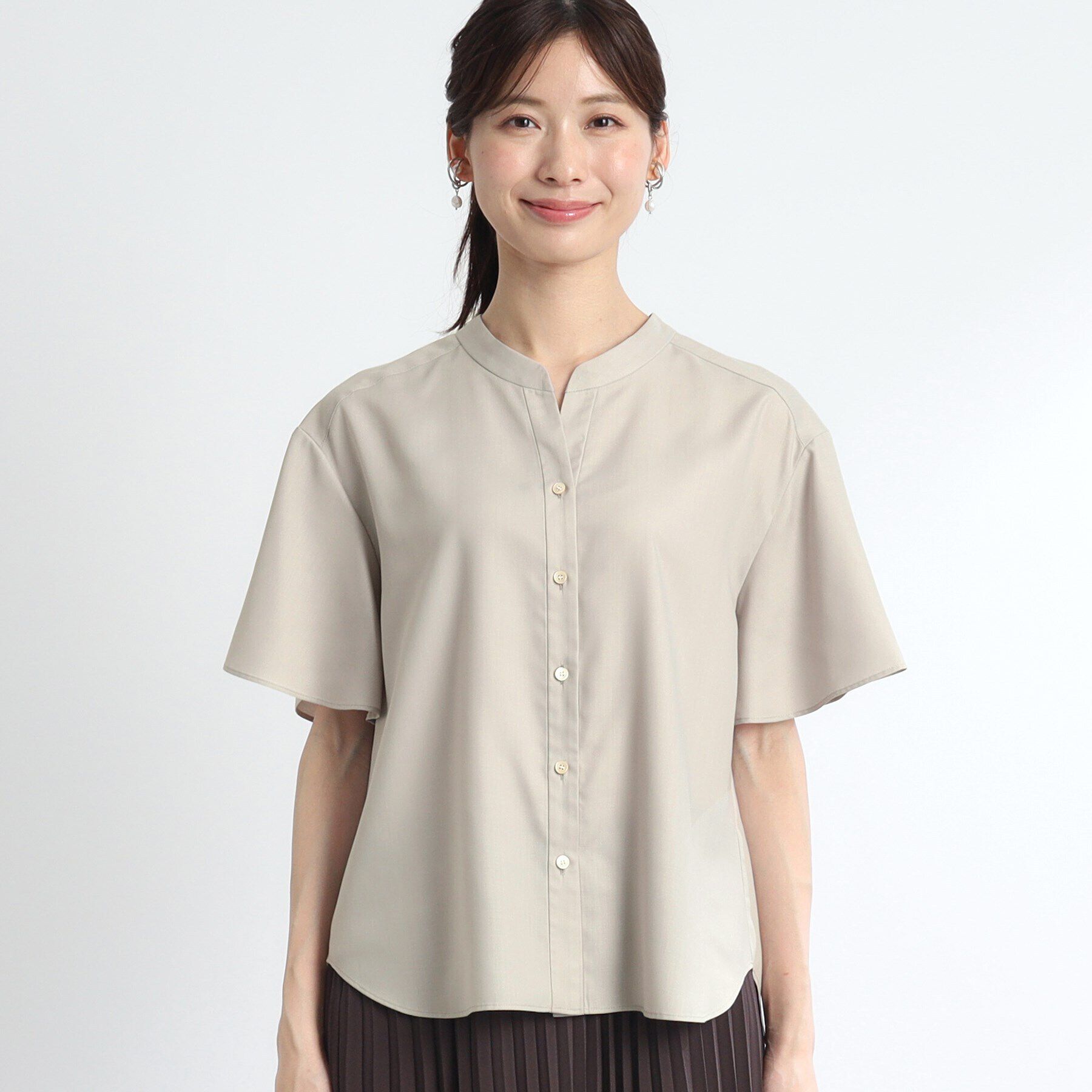 Reflect「【SALE／接触冷感／マシンウォッシュ可／セットアップ可能】リラクシーフレアスリーブブラウス」|シャツ・ブラウス|