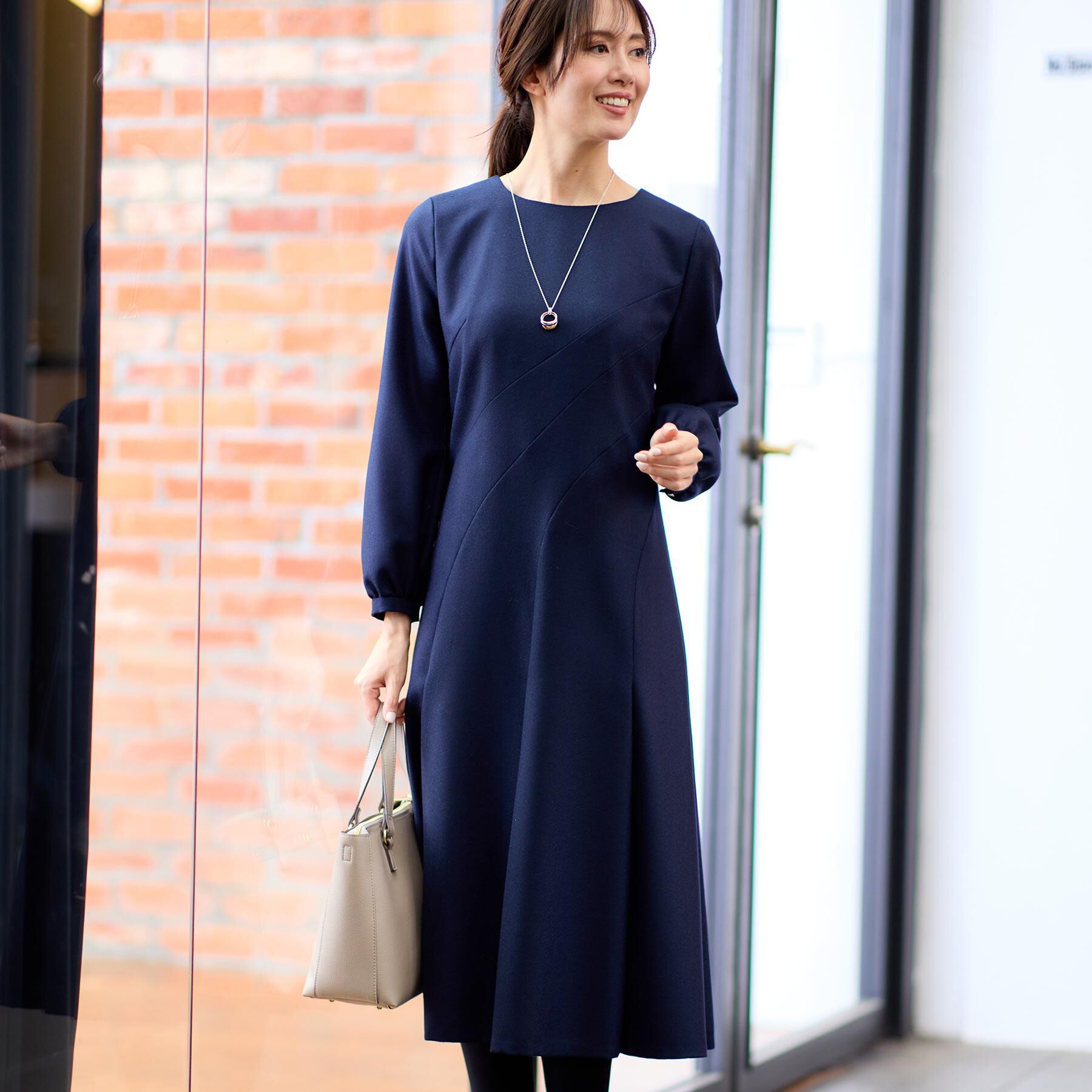 Reflect「フィット＆フレアワンピース」|ワンピース|ネイビー(094)