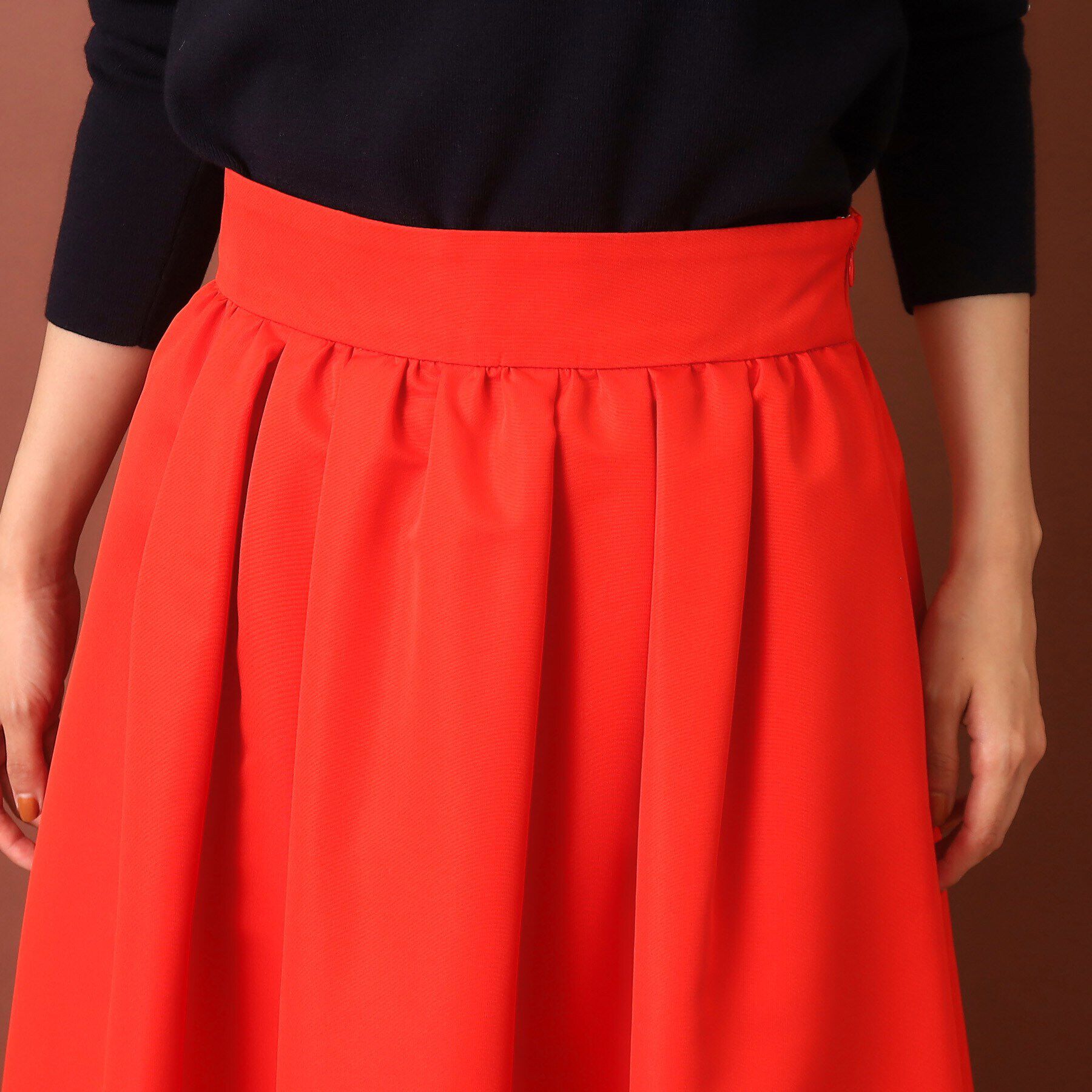 DRESSTERIOR「【大人百花冬号掲載　モデル美香さん着用】タックボリュームスカート」|スカート|