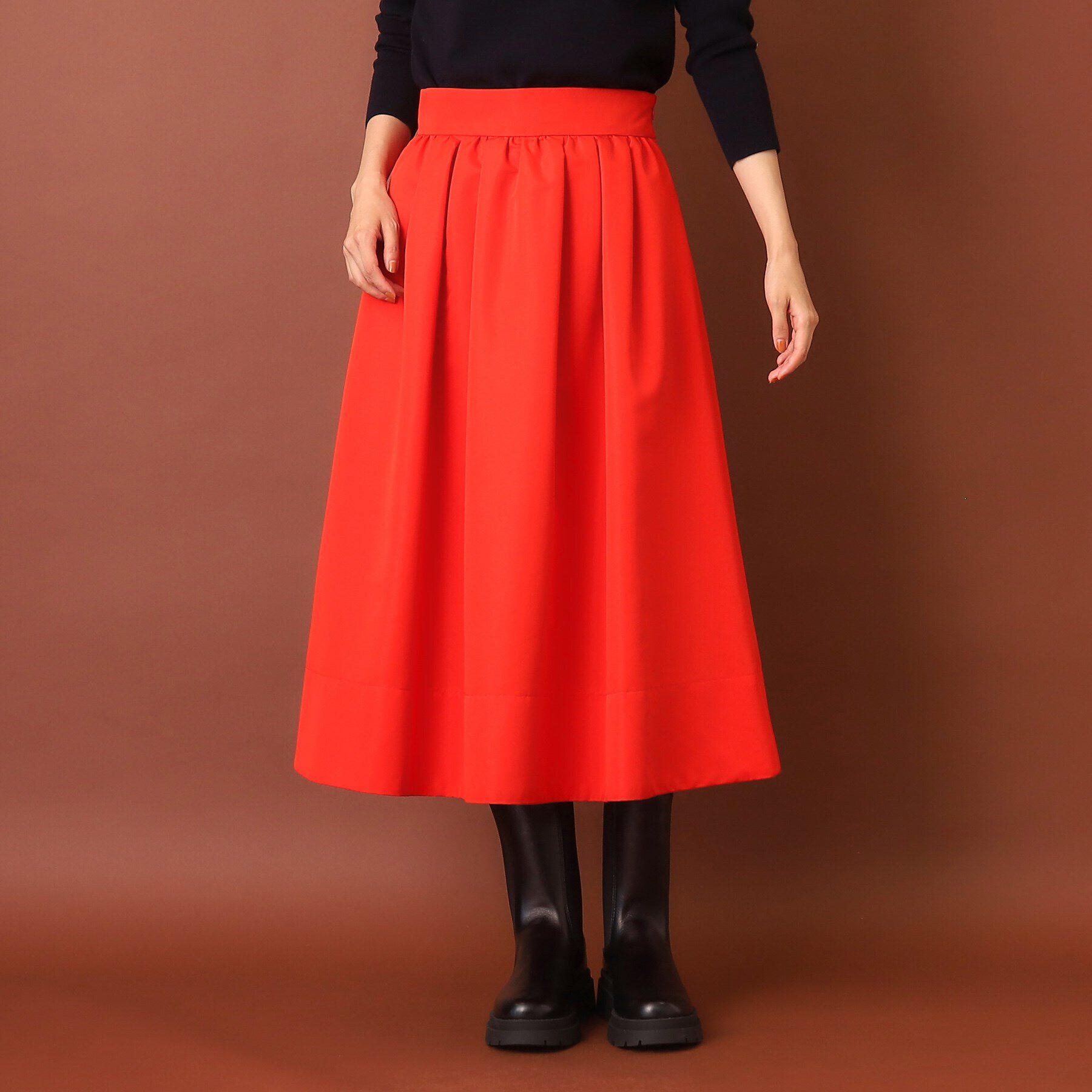 DRESSTERIOR「【大人百花冬号掲載　モデル美香さん着用】タックボリュームスカート」|スカート|