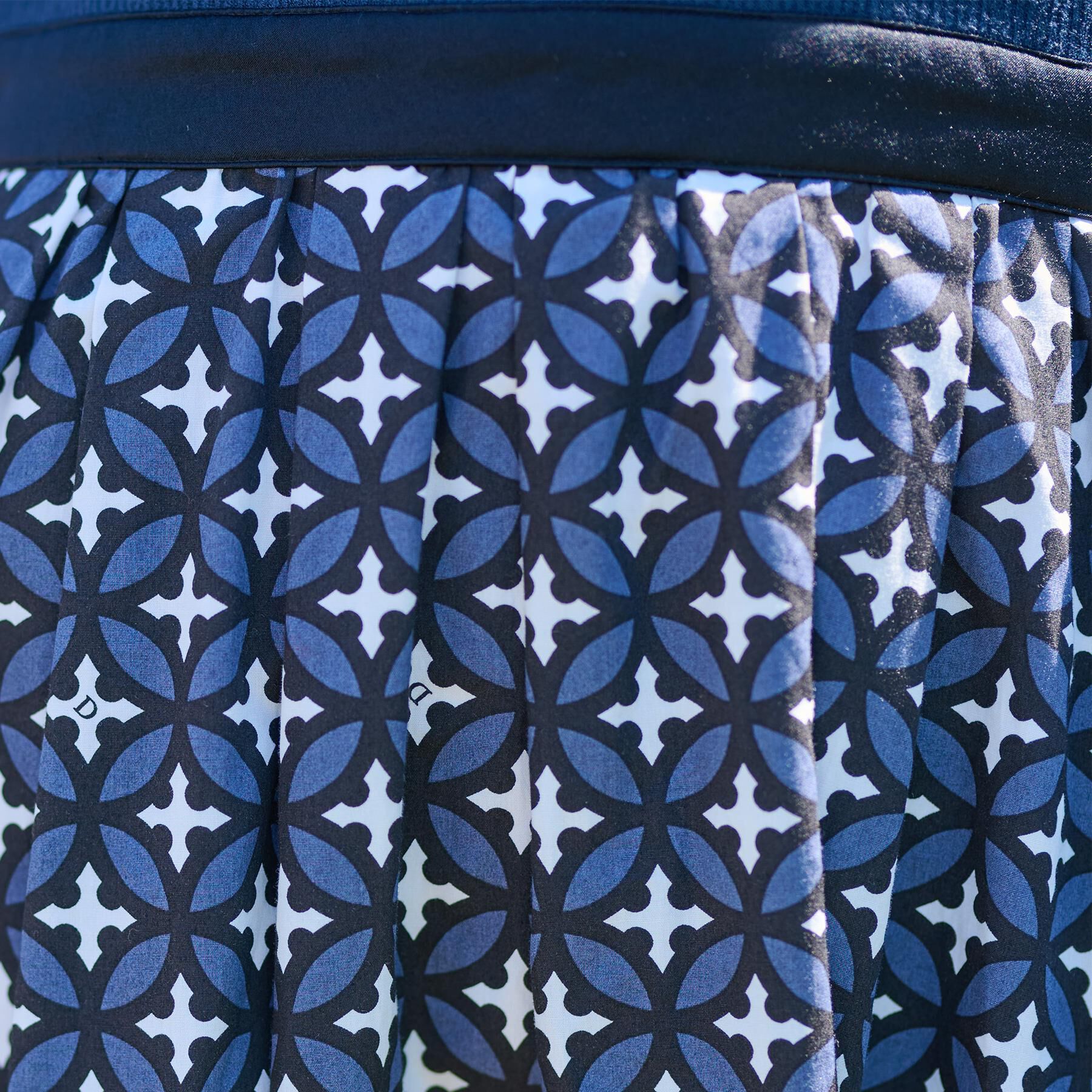 DRESSTERIOR「【洗える】オーバーラップサークルフレンチスリーブワンピ」|ワンピース|