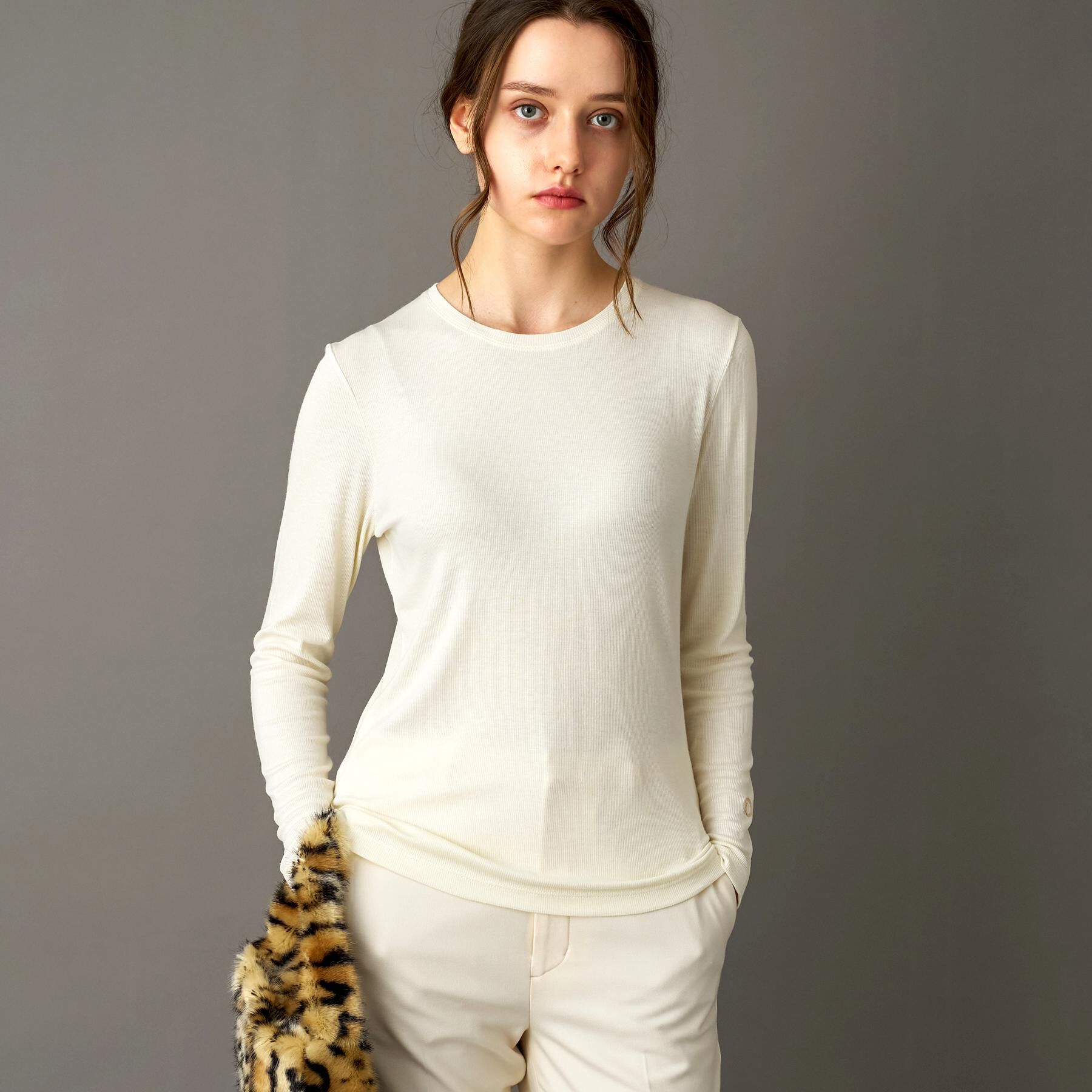 DRESSTERIOR「【インナー使いに最適/しっとり暖かな保湿素材】クルーネックプルオーバー」|Tシャツ・カットソー|