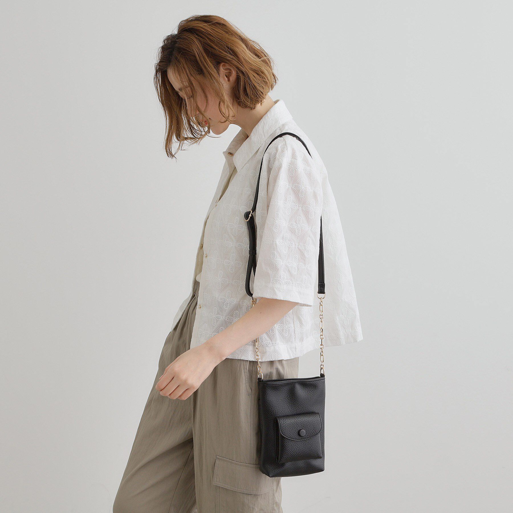 grove「クルミポケットサイドチェーンミニショルダー」|ショルダー・メッセンジャー|