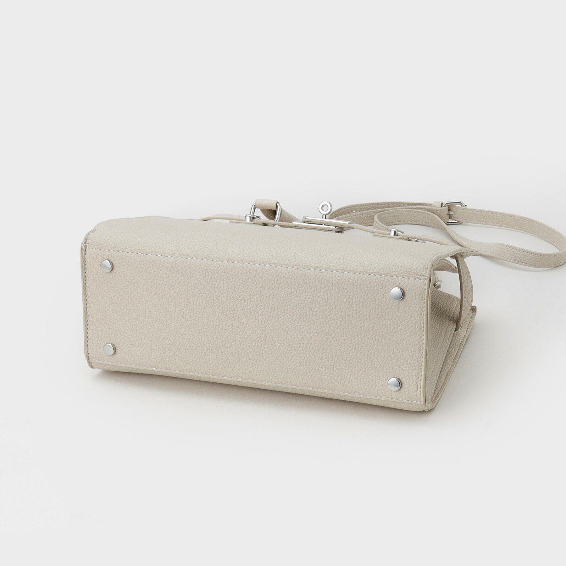 INDIVI「◆【合皮／フォーマル】ショルダー付きスクエアバッグ」|ショルダー・メッセンジャー|