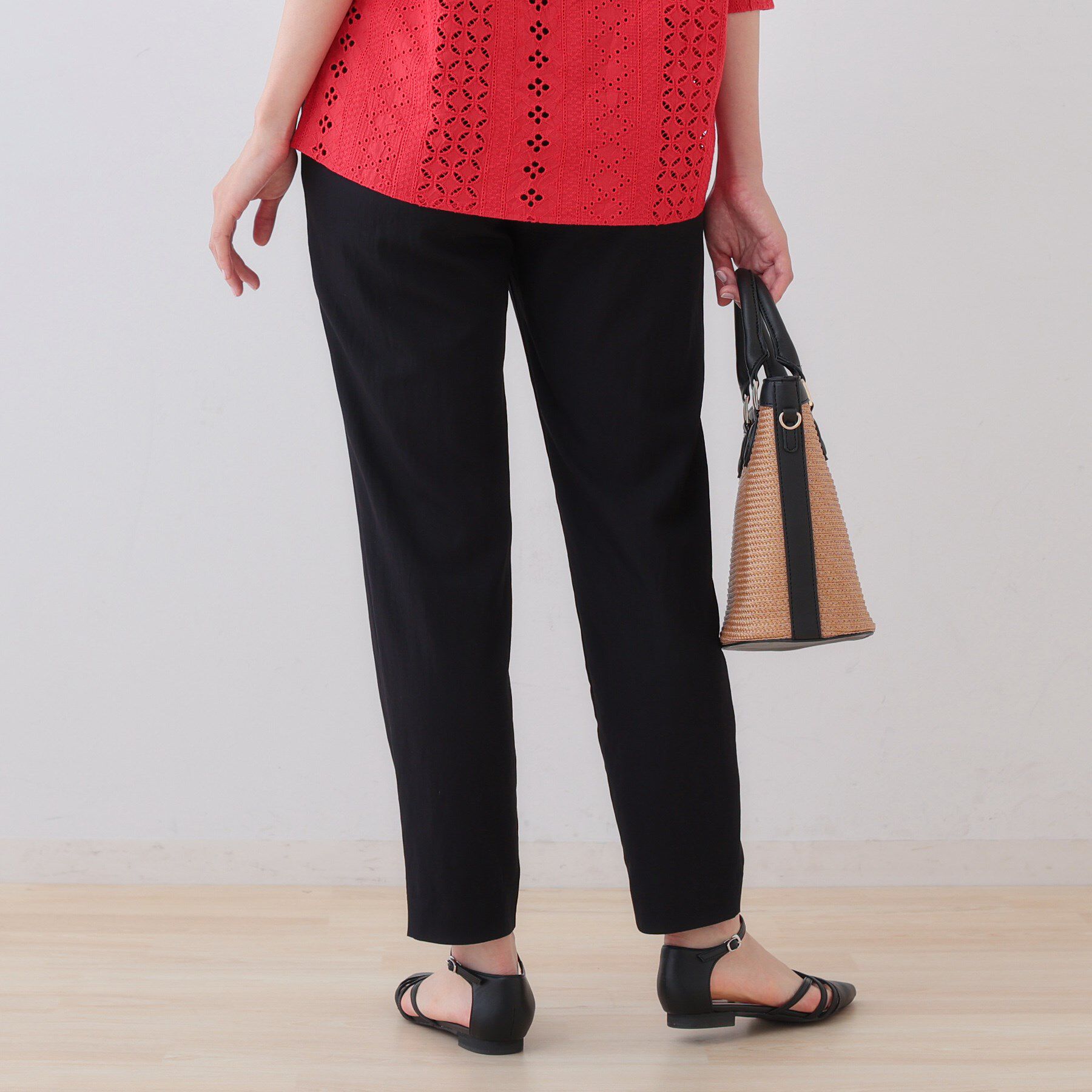 INDIVI「【シワになりにくい】コットンライクテーパードパンツ」|その他|