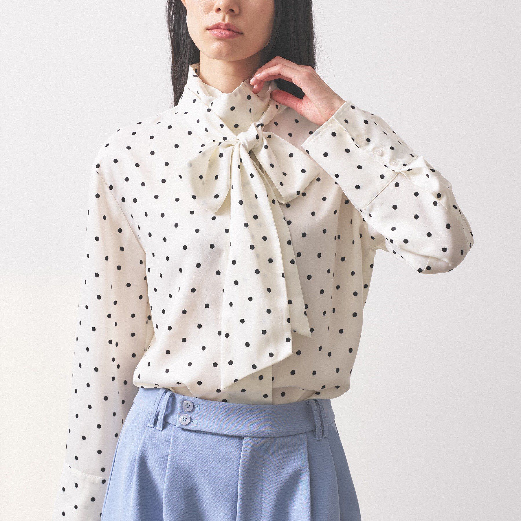 GALLEST「【オケージョン】サテンドットボウタイブラウス」|シャツ・ブラウス|
