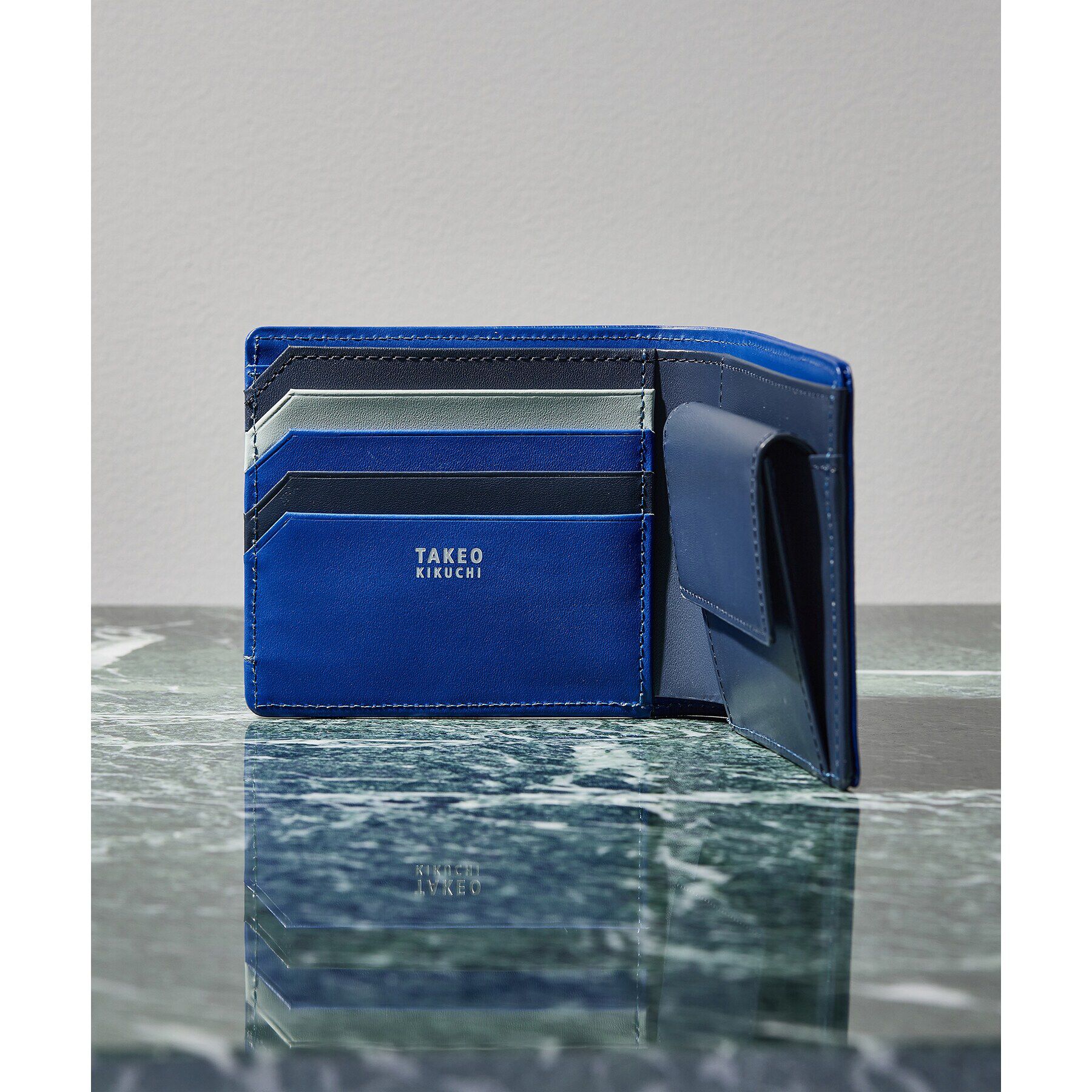TAKEO KIKUCHI「配色型押しレザー 2つ折り財布」|財布|ブルー(692)