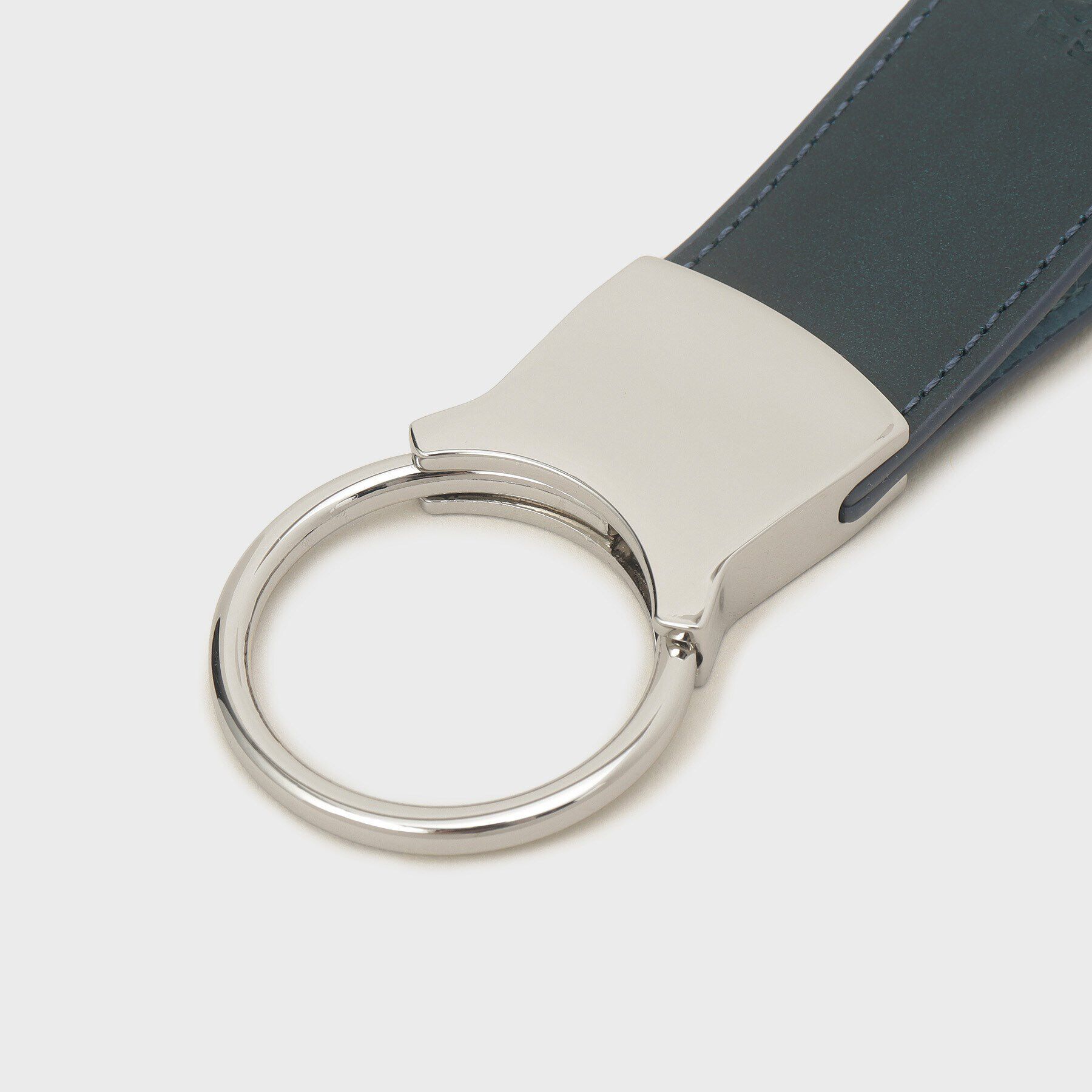 TAKEO KIKUCHI「アンティーク調レザー キーホルダー」|キーケース|