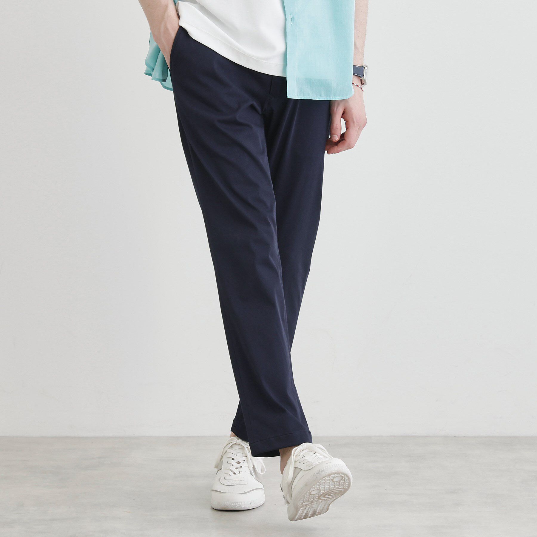 TAKEO KIKUCHI「【LIMITED】ワンダーシェイプ 360&deg;ストレッチ テーパードスキニーチノパンツ」|その他|ネイビー(094)