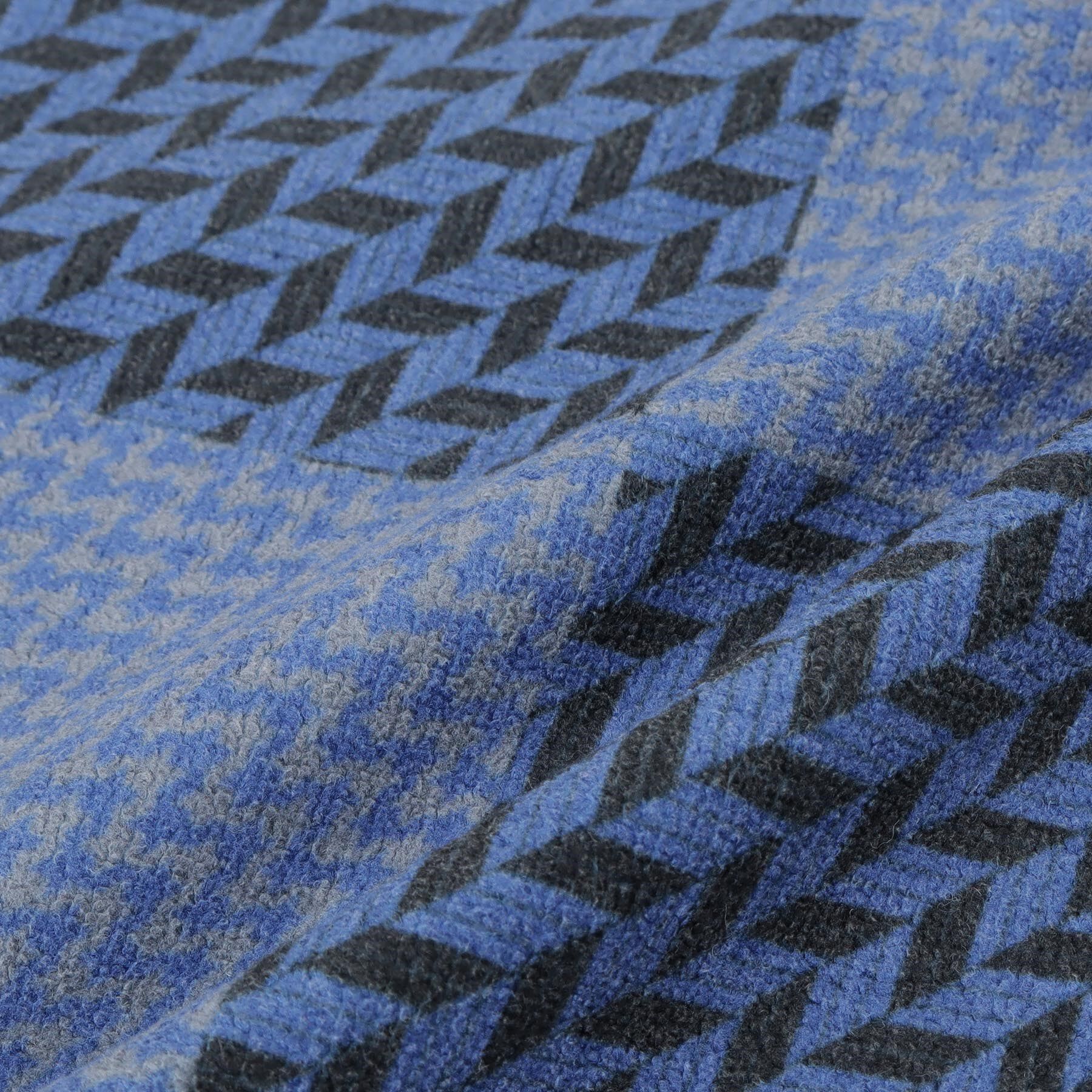 TAKEO KIKUCHI「柄切り替えプリントフォンカチ」|ハンカチ|