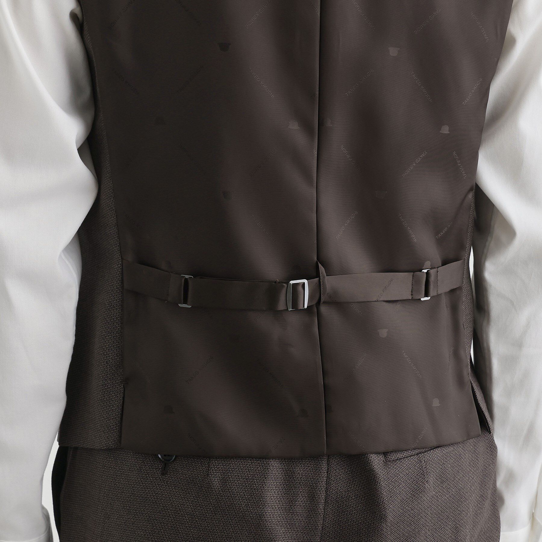 TAKEO KIKUCHI「鱗紋 ベスト」|スーツ|