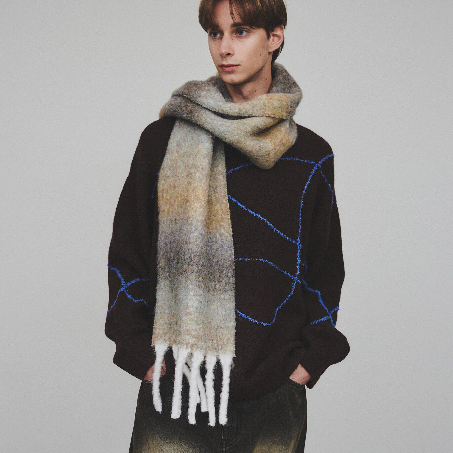 tk.TAKEO KIKUCHI「グラデーションボリュームマフラー」|ストール|