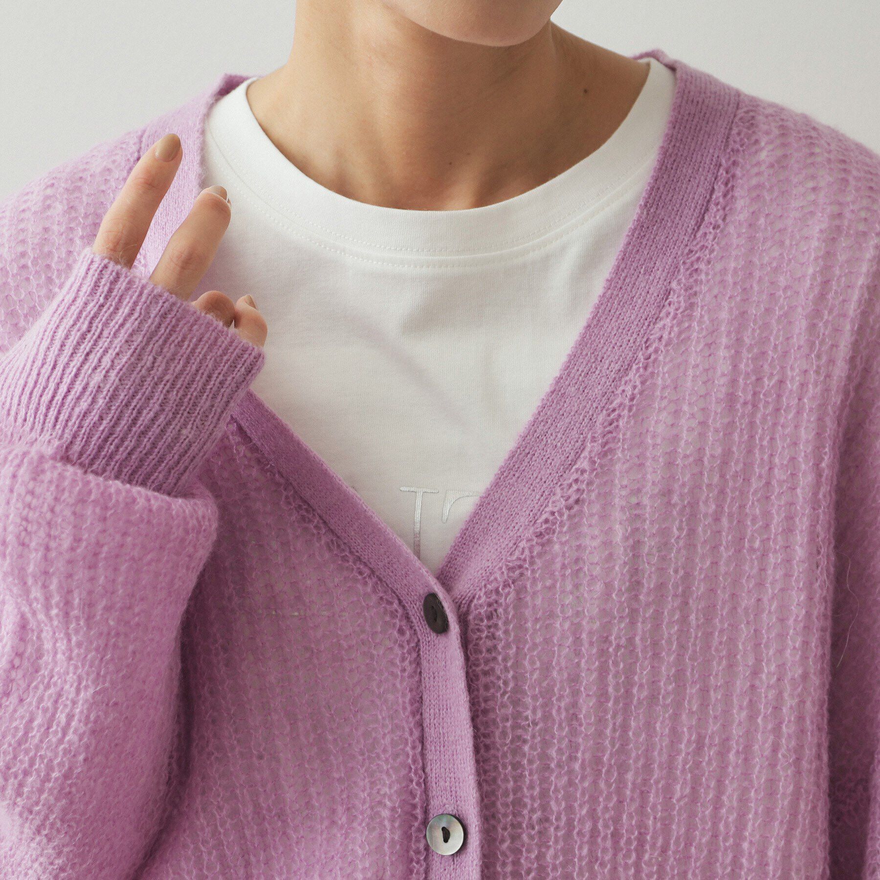 OPAQUE.CLIP「モヘヤ混シアーVネックカーディガン【洗濯機洗い可】」|カーディガン|