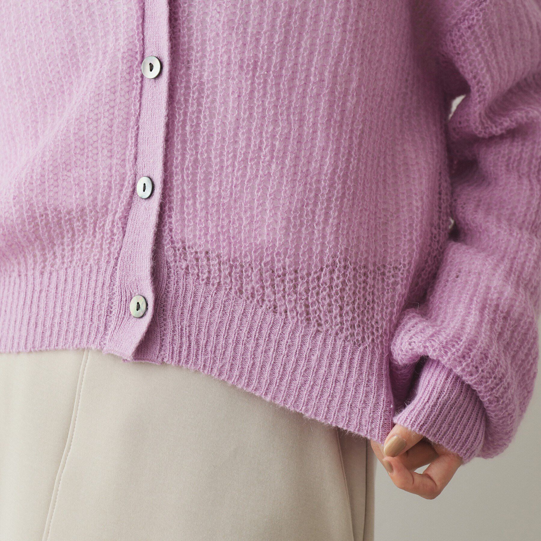 OPAQUE.CLIP「モヘヤ混シアーVネックカーディガン【洗濯機洗い可】」|カーディガン|