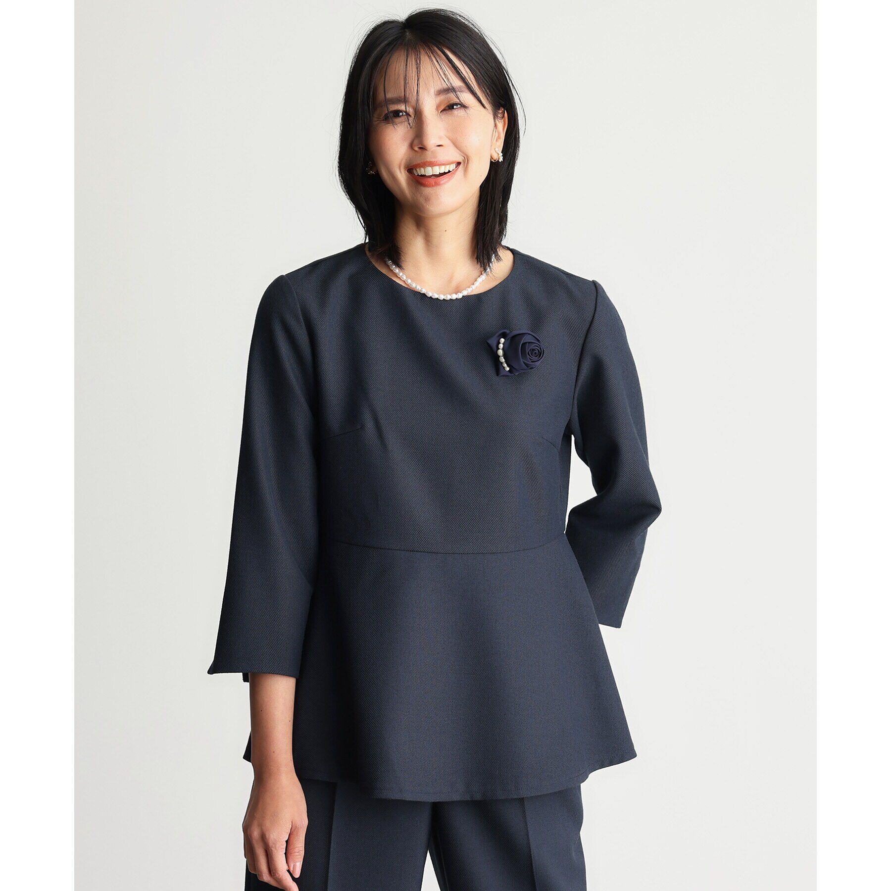 THE SHOP TK「【ONOFF活躍/セレモニー/通勤】杢調カルゼペプラムブラウス/洗える」|シャツ・ブラウス|