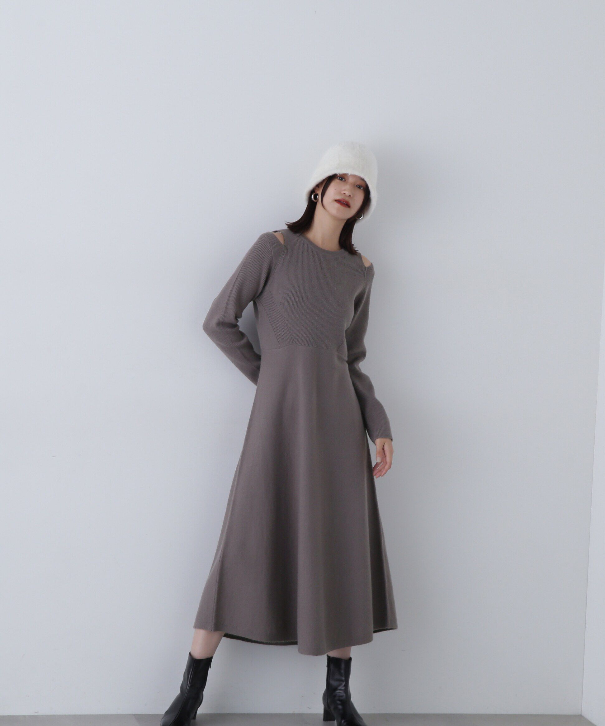  「オープンショルダーニットワンピース」|ワンピース|