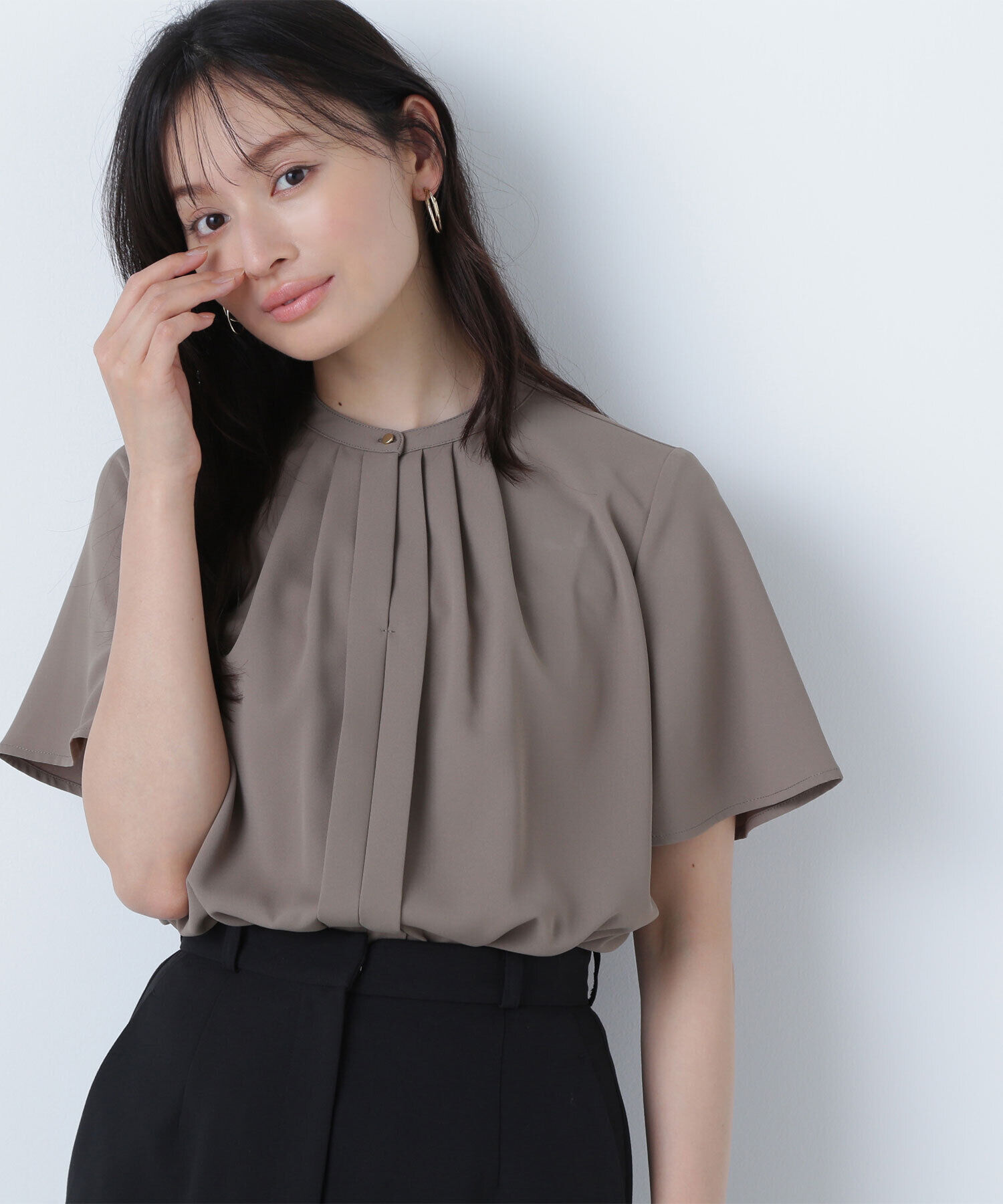  「フロントタックフレアスリーブブラウス」|シャツ・ブラウス|ブラウン