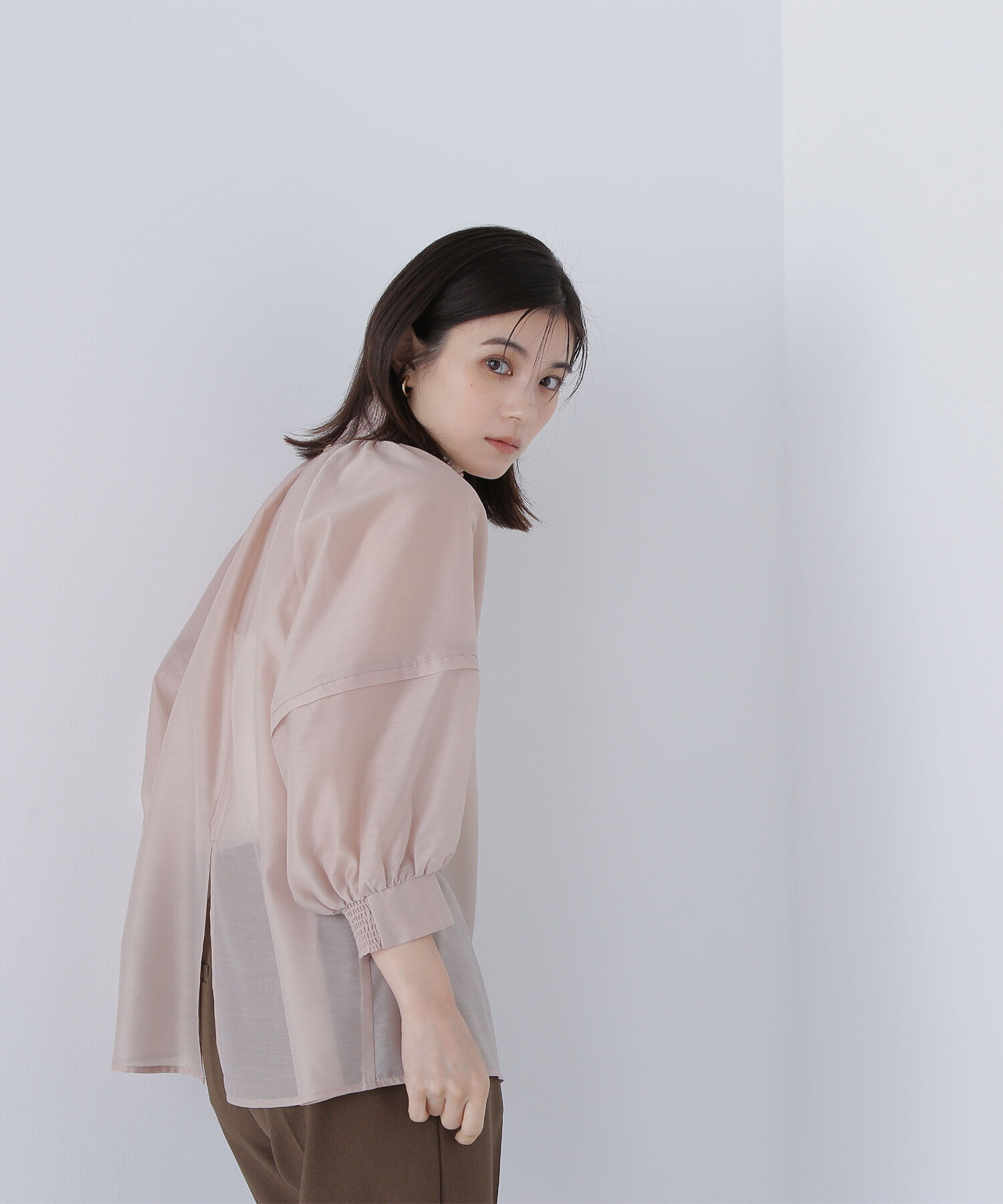  「シャーリングネックドルマンブラウス」|シャツ・ブラウス|