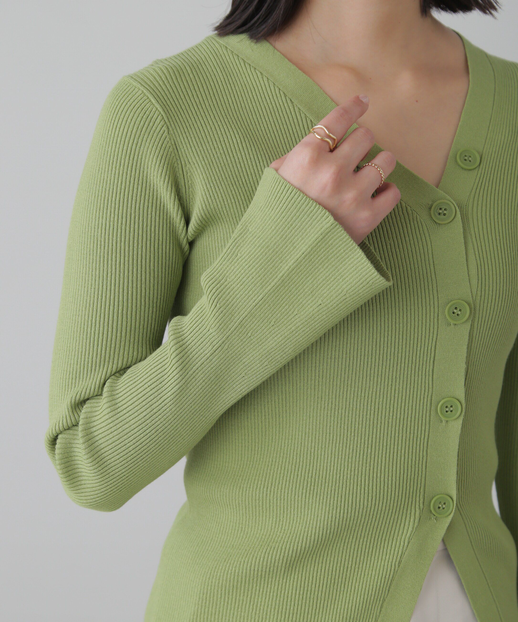  「アシンメトリーボタンディテールリブニット」|ニット・セーター|