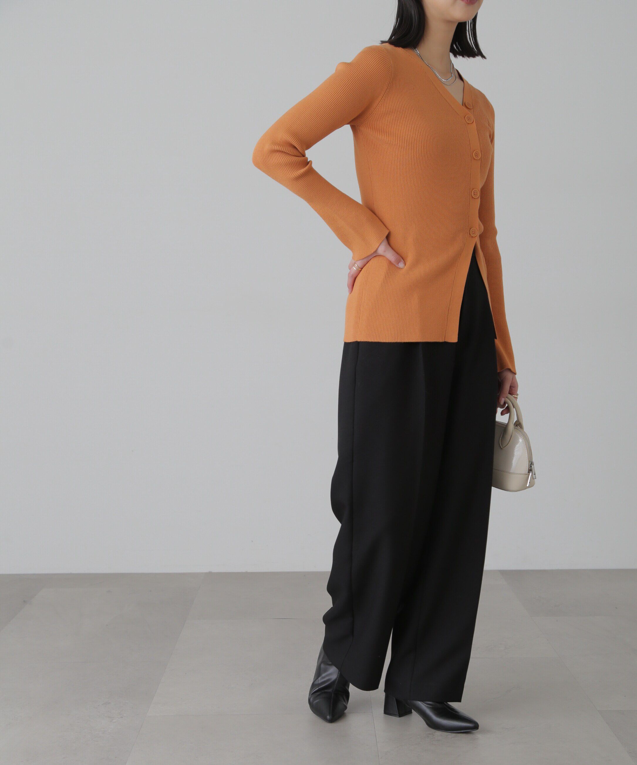  「アシンメトリーボタンディテールリブニット」|ニット・セーター|