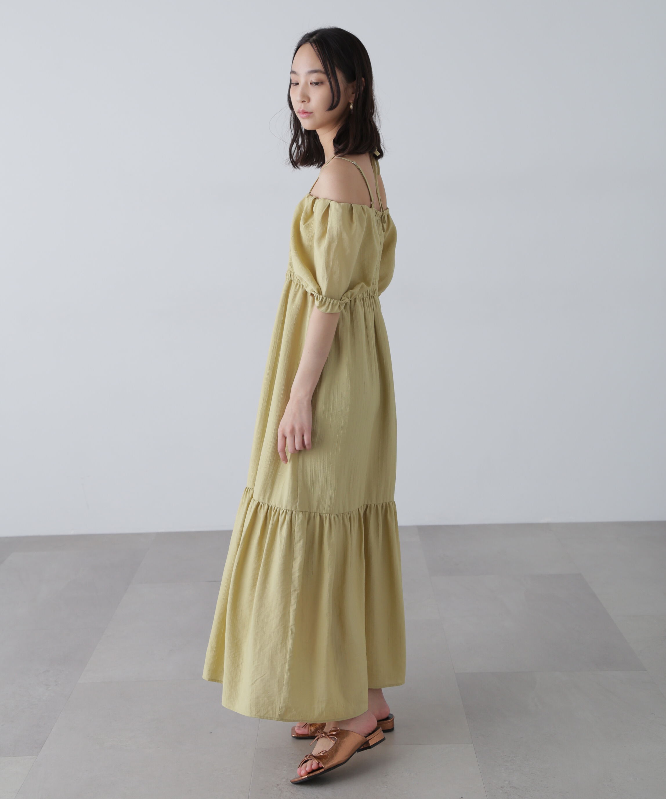  「シャーリング２ＷＡＹオフショルワンピース」|ワンピース|