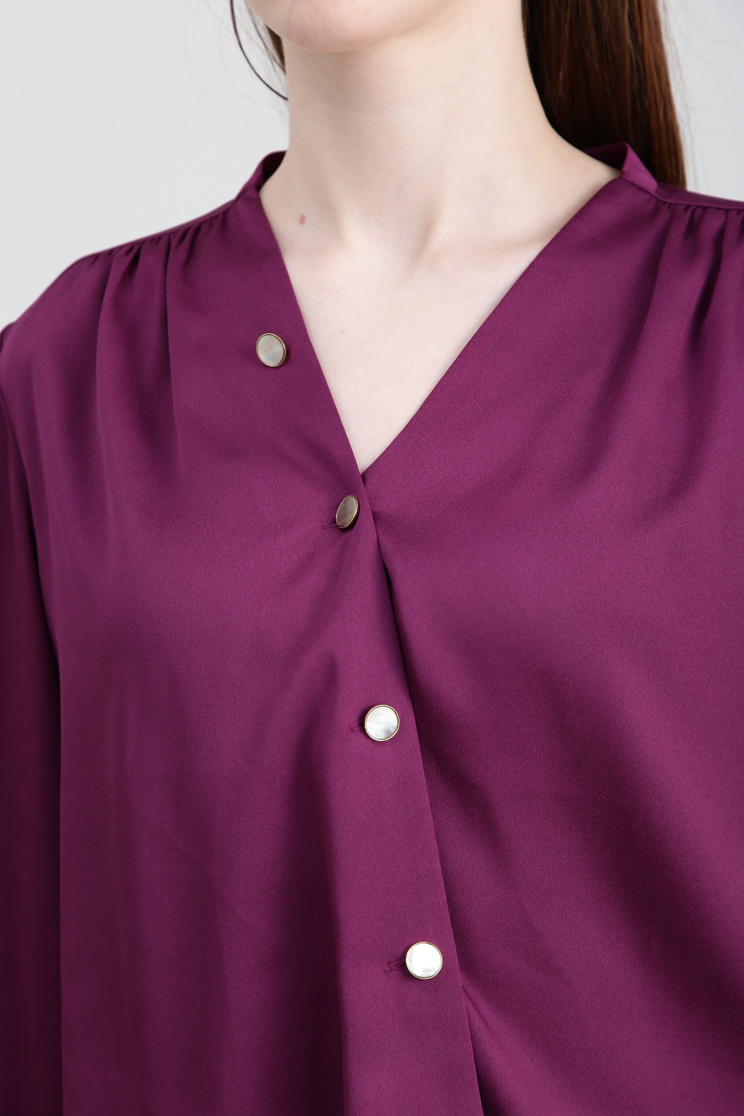  「◆Ｖネックボタンブラウス」|シャツ・ブラウス|