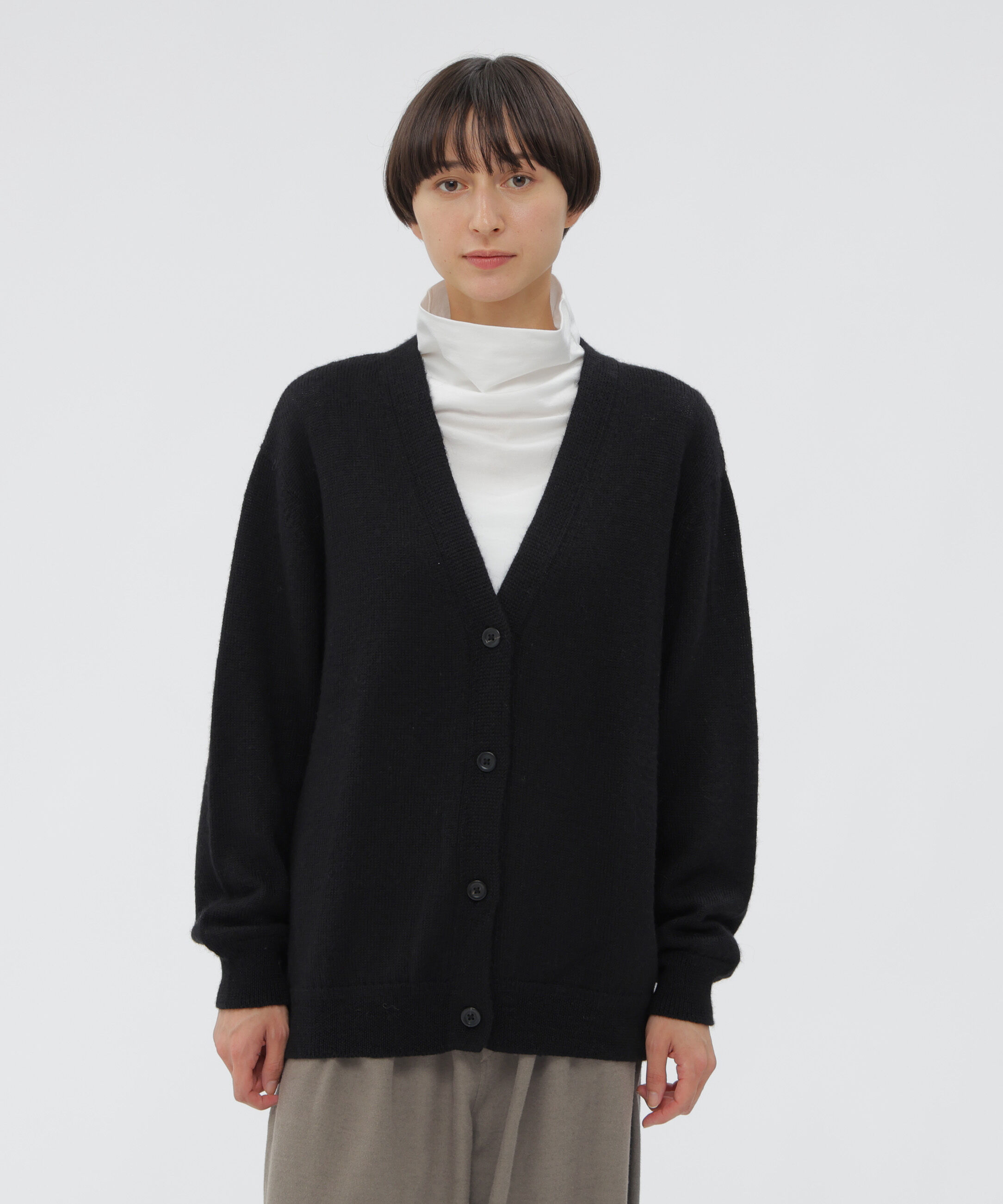 MARGARET HOWELL HOUSEHOLDGOODS「ALPACA WOOL KNITWEAR」|カーディガン|BLACK