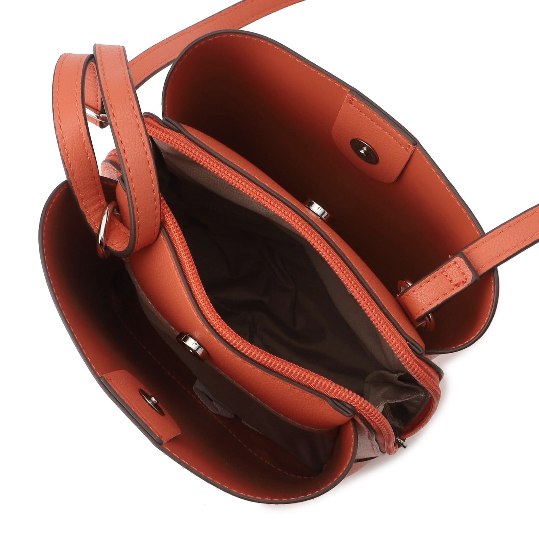 SHOO･LA･RUE「【軽量/大人カジュアル】 ふわっと軽い三層ショルダーバッグ」|ショルダー・メッセンジャー|