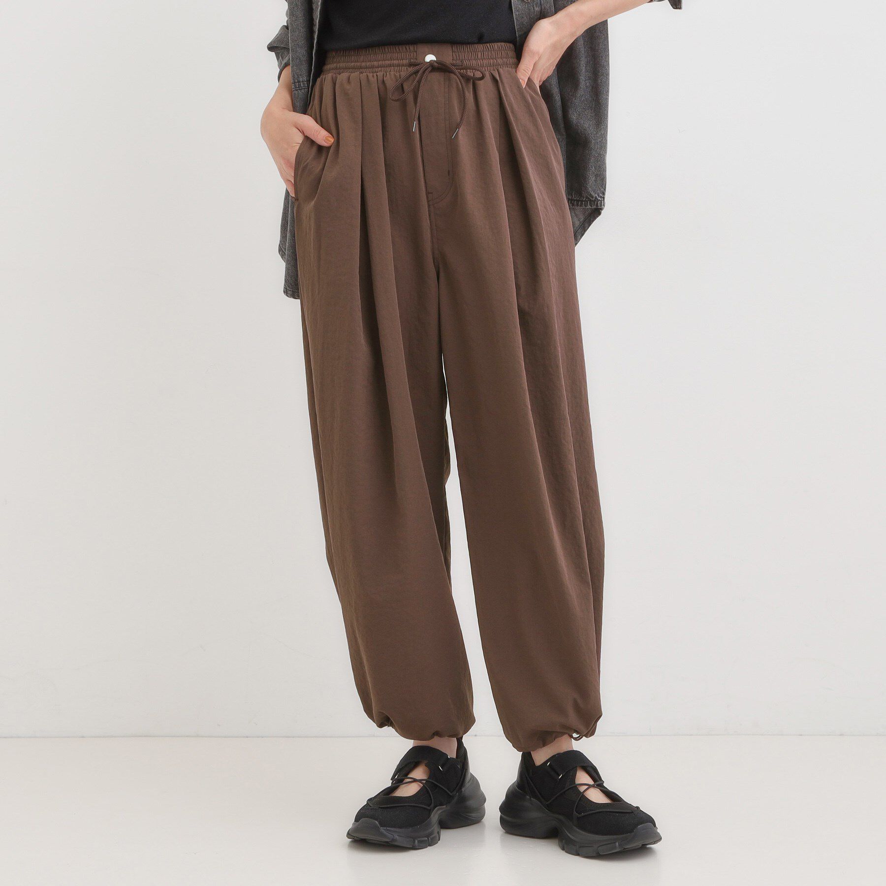 SHOO･LA･RUE「【2WAY/S-LL】シルエット変化を楽しめる ドロスト ワイドカーブパンツ」|その他|