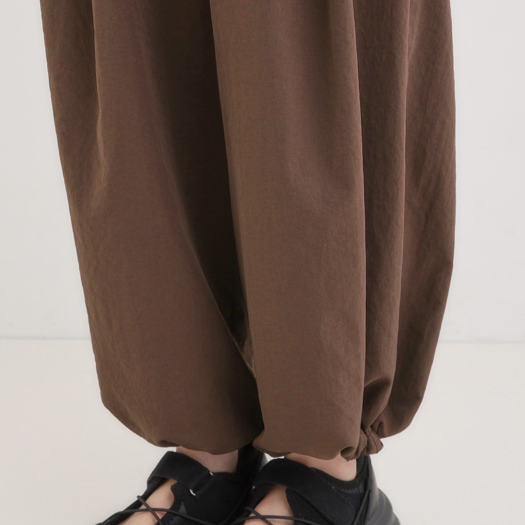 SHOO･LA･RUE「【2WAY/S-LL】シルエット変化を楽しめる ドロスト ワイドカーブパンツ」|その他|