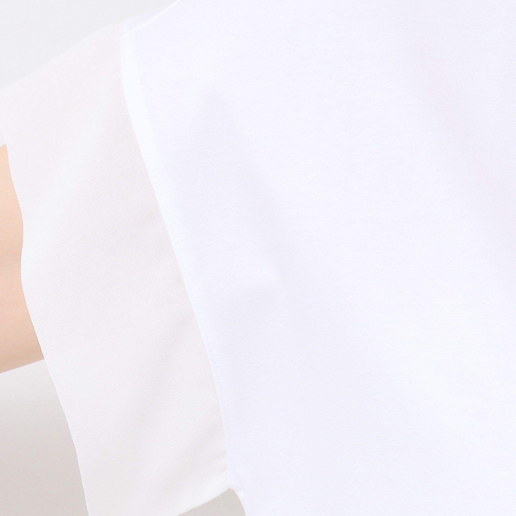 Dessin「【シリーズ累計8万枚！選べる5サイズ/6色展開/洗える】美光沢カットソー【オンにもオフにもちょうどい」|Tシャツ・カットソー|