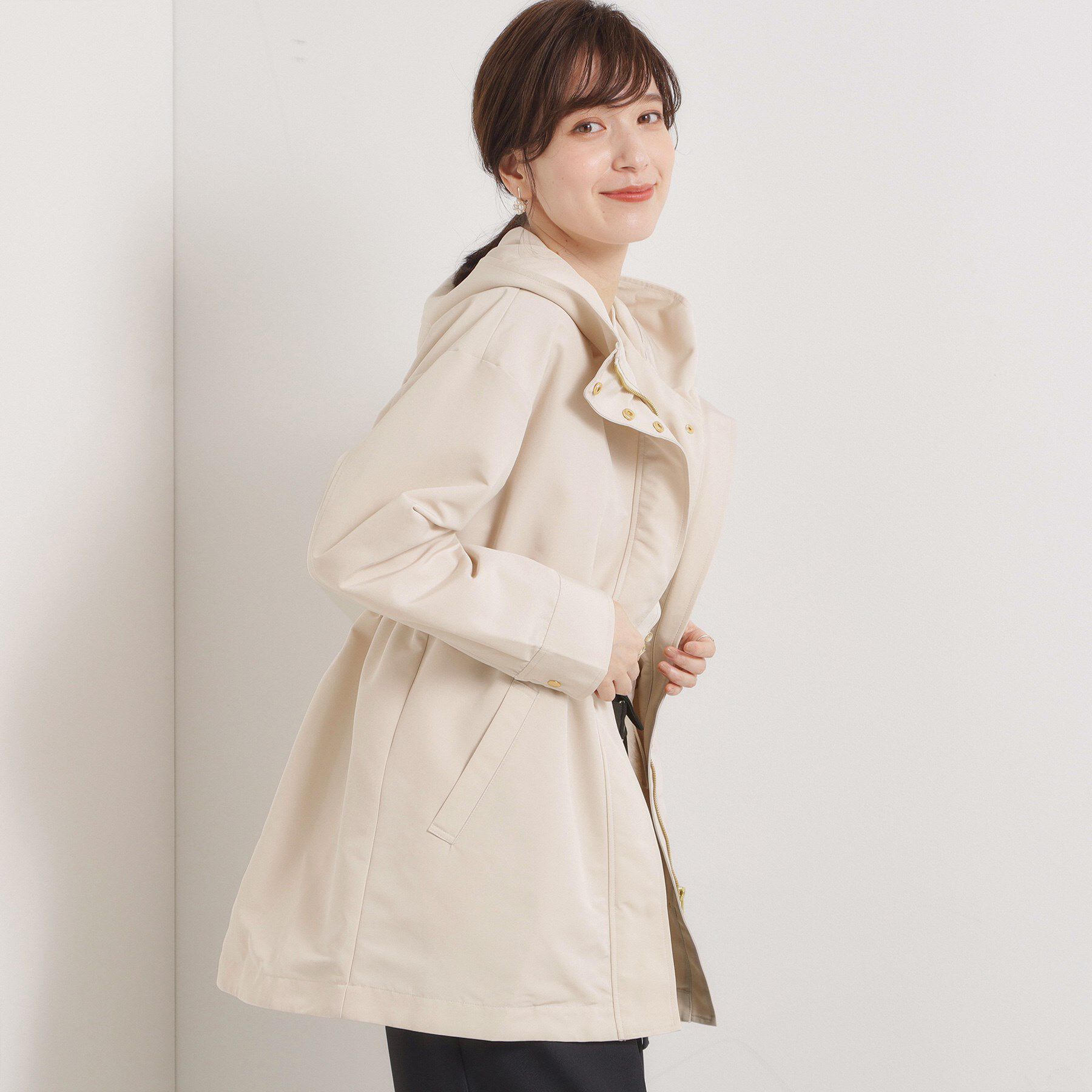 ITS&rsquo;DEMO「【撥水/花粉防止/手洗い可】ボアライナー付きミディ丈マウンテンパーカー」|ブルゾン・スタジャン|ライトベージュ(05