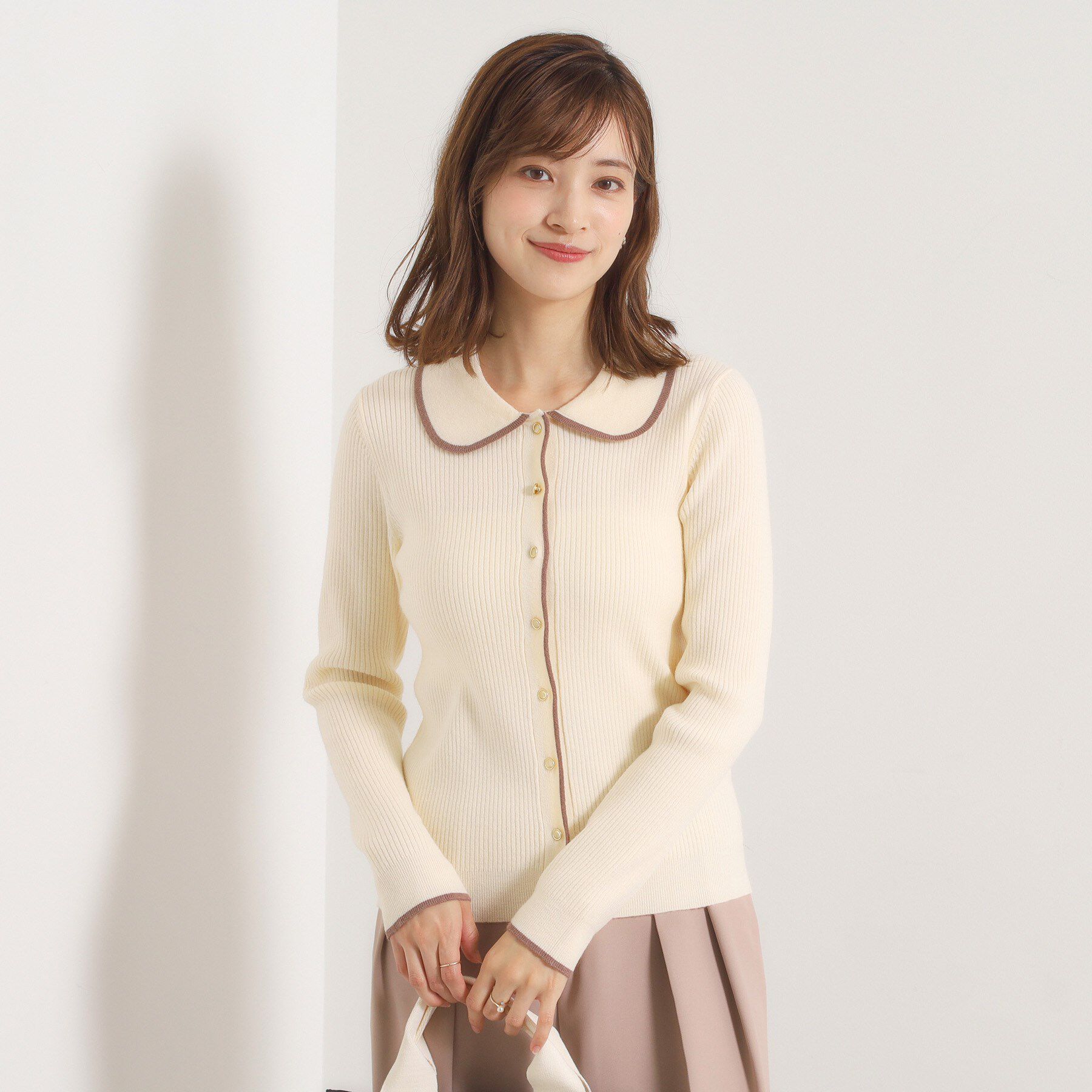 ITS&rsquo;DEMO「【手洗い可】配色衿リブニット」|ニット・セーター|アイボリー(004)