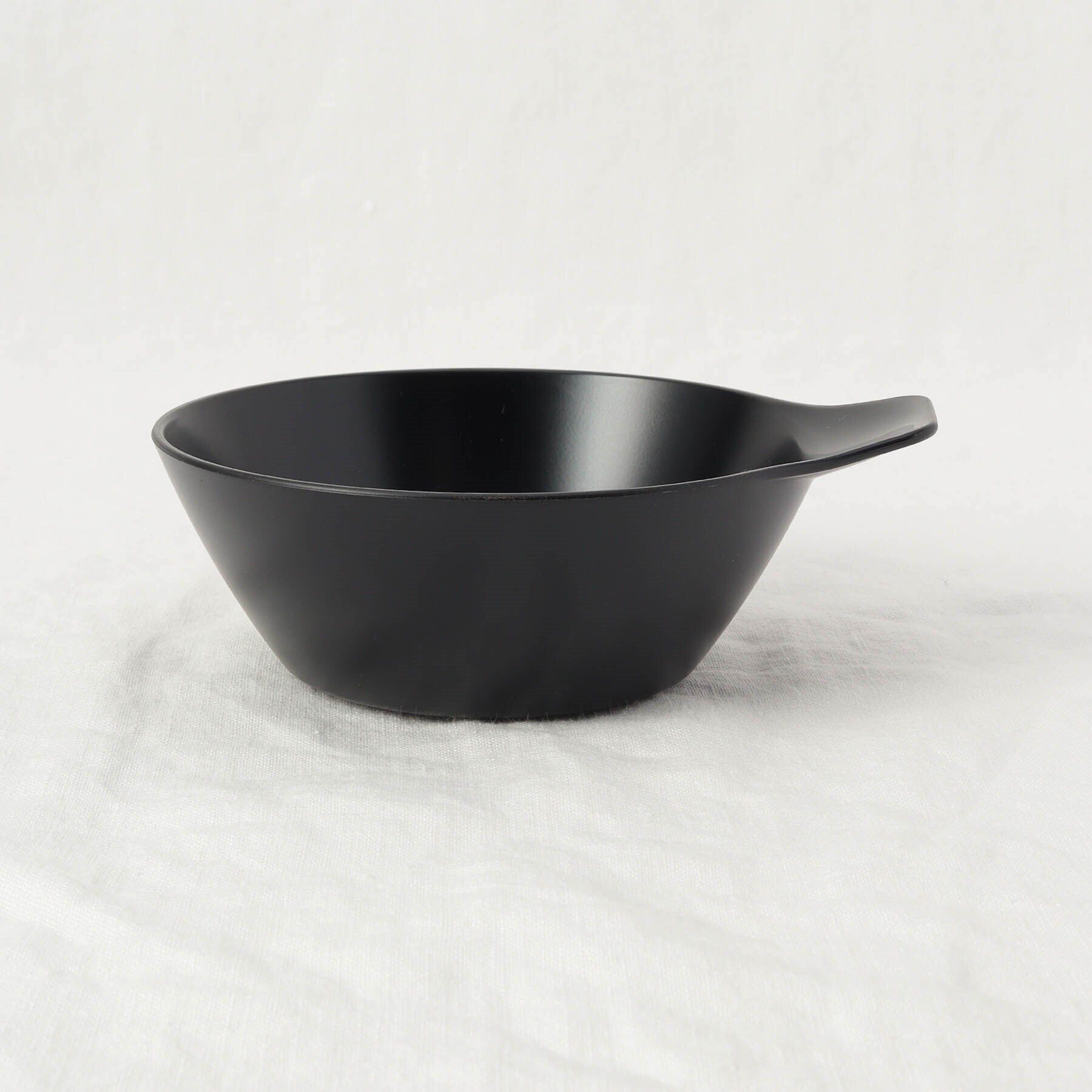 212 KITCHEN STORE「◆抗菌・撥水加工　持ちやすいとんすい 黒」|食器・キッチングッズ|