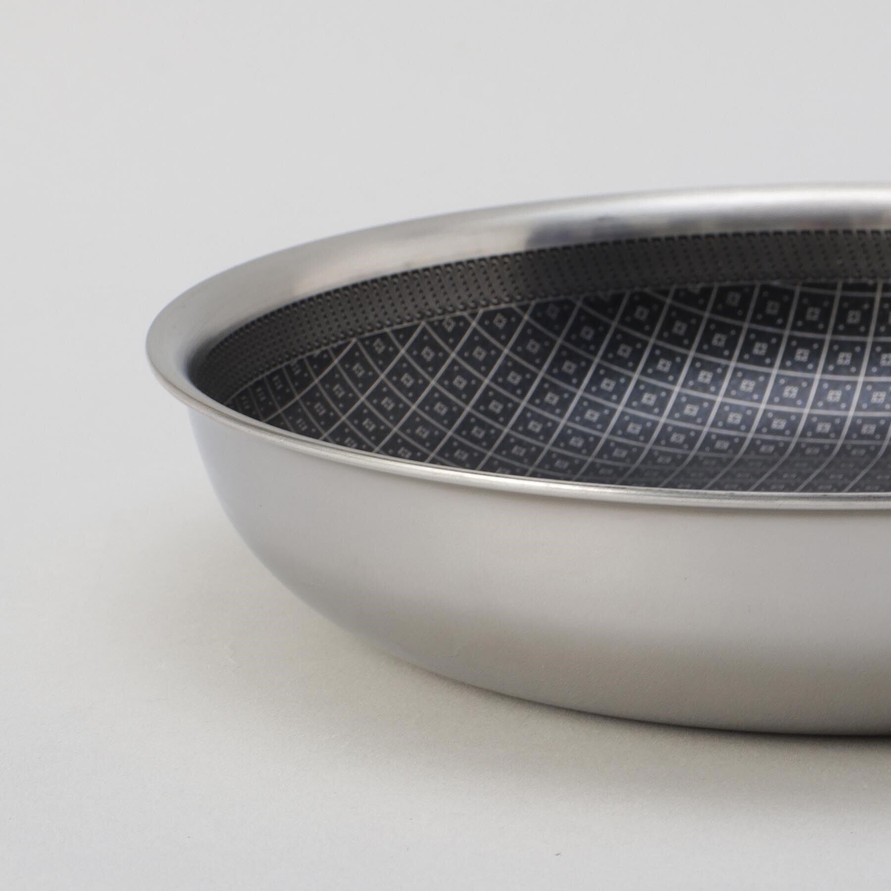 212 KITCHEN STORE「ダイヤグリッドシェフ フライパン20cm」|食器・キッチングッズ|