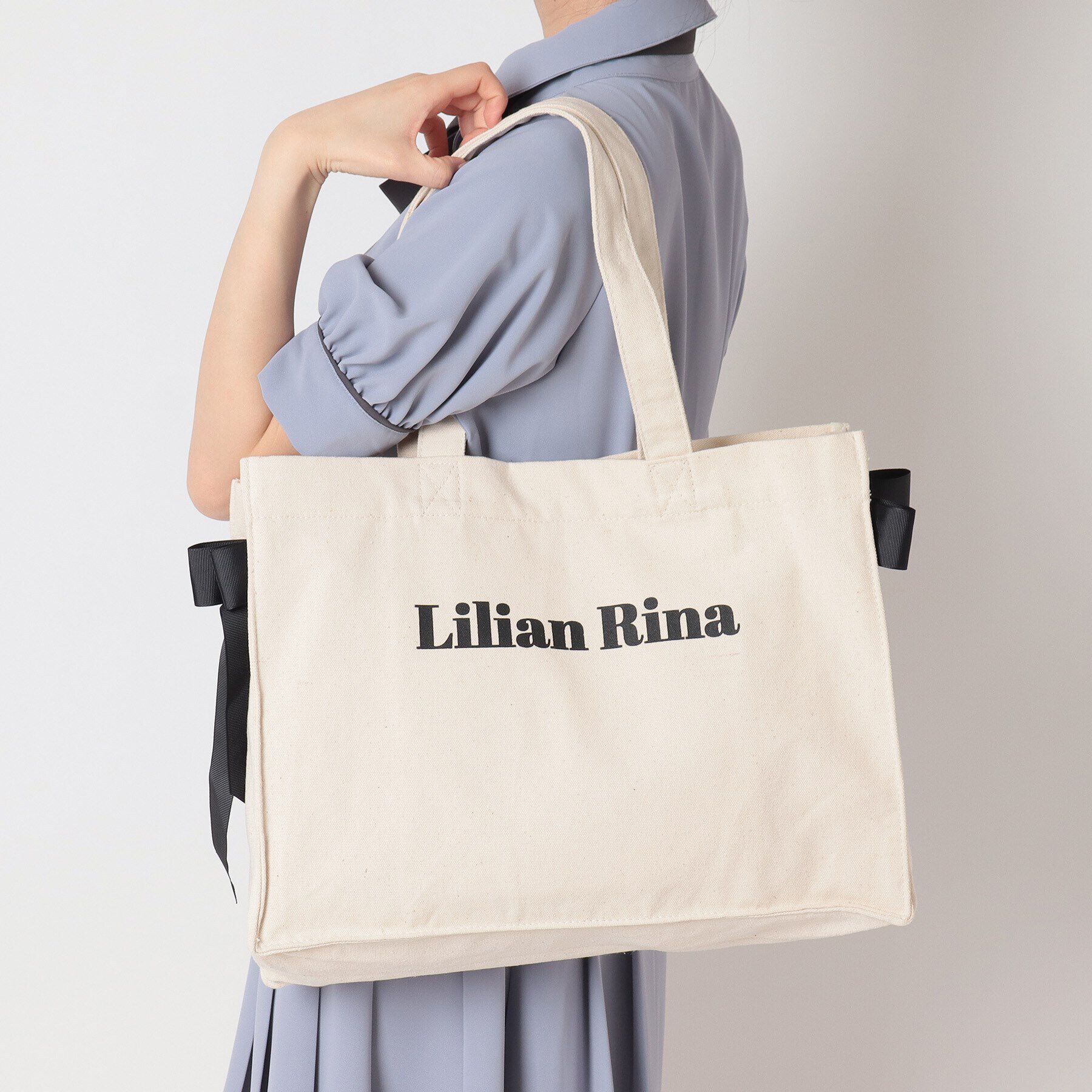 Ober Tashe「推しカラーが選べる！&ldquo;痛バ&rdquo;にもなるサイドリボントート」|トートバッグ|