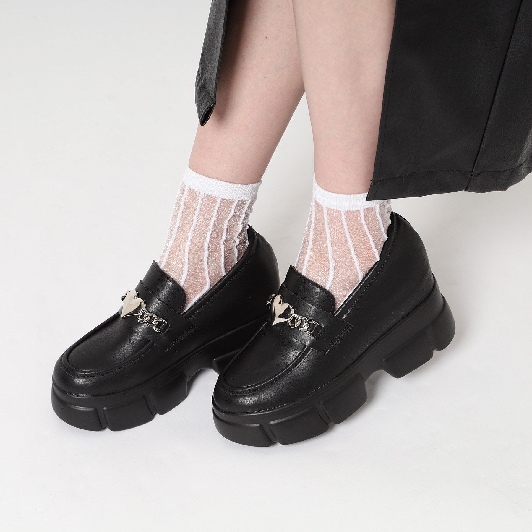 csT&P「厚底ハートチャーム付きローファーパンプス」|パンプス|