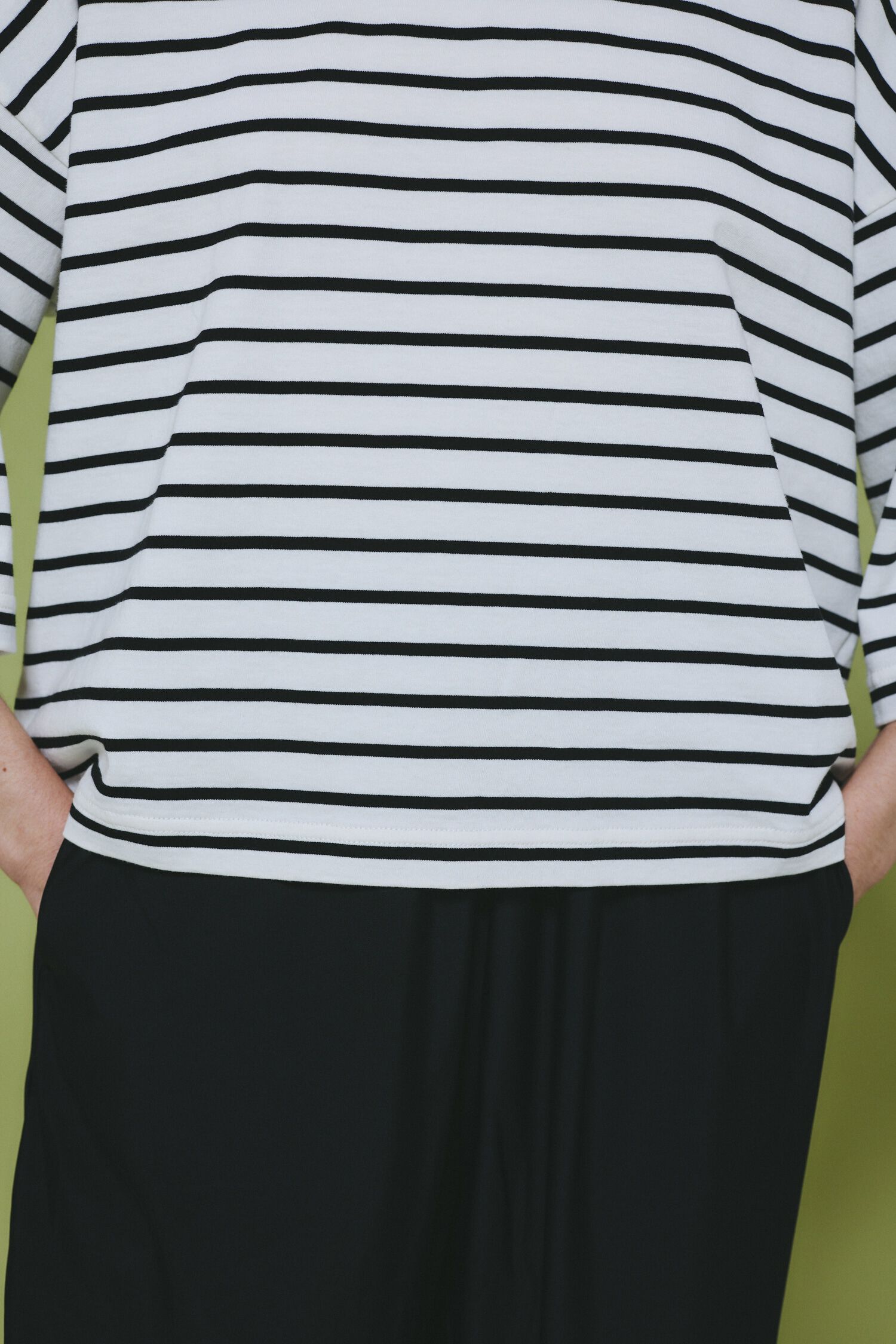 HeRIN.CYE「Shoulder slit box tops」|Tシャツ・カットソー|