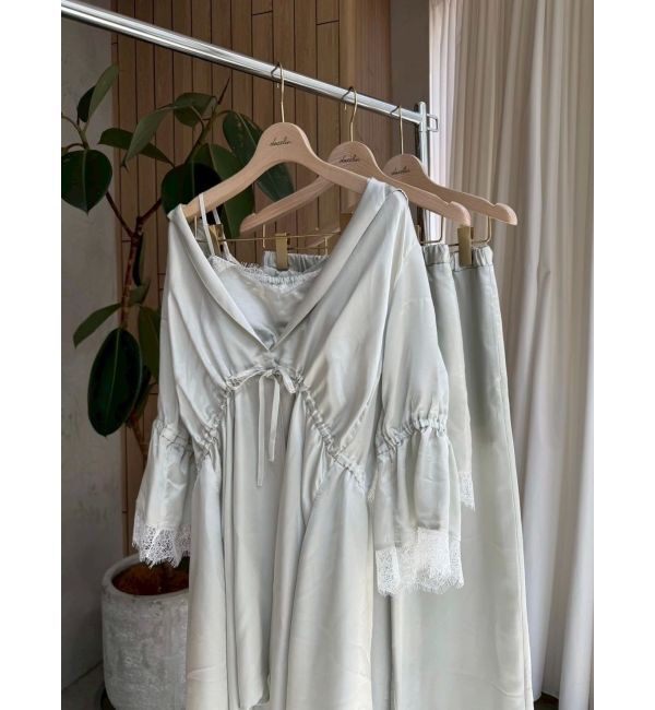 dazzlin「【吉田朱里】シルクフードヘアカバーガウン」|ルームウェア|