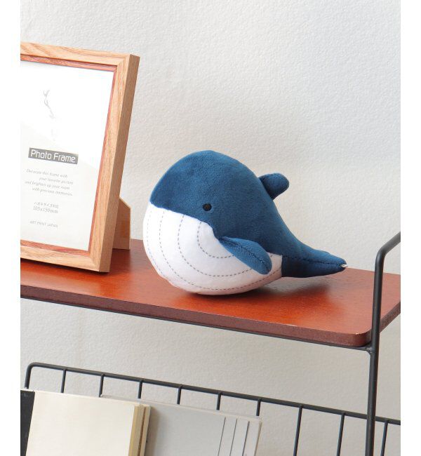 Lbc with Life「手乗りクジラ」|クッション・クッションカバー|ネイビー