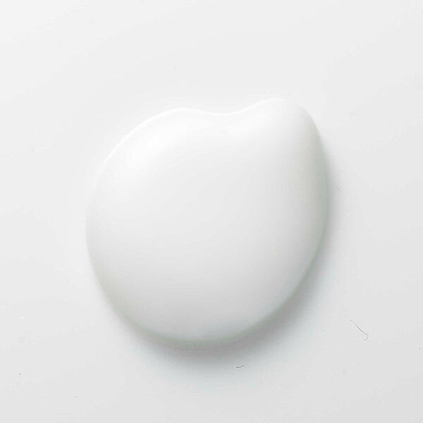 米肌（MAIHADA）「米肌(MAIHADA) 肌潤美白エッセンス 本体/しっとり (30ml)」|美容液・オイル・クリーム|