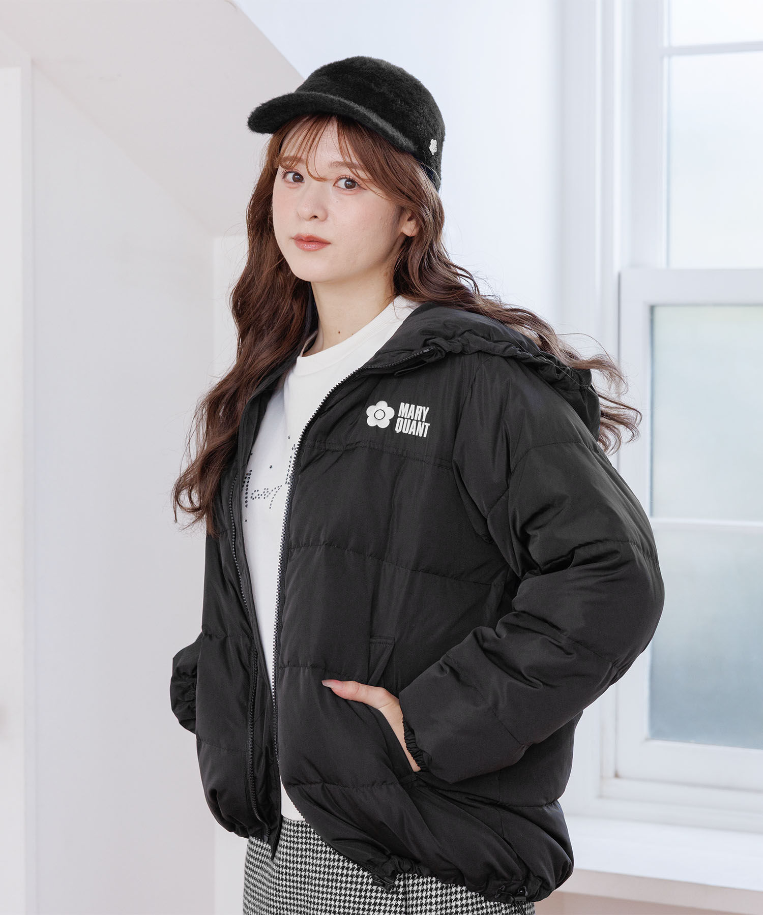 MARY QUANT「ロゴダウンパーカ ブルゾン」|ダウン|