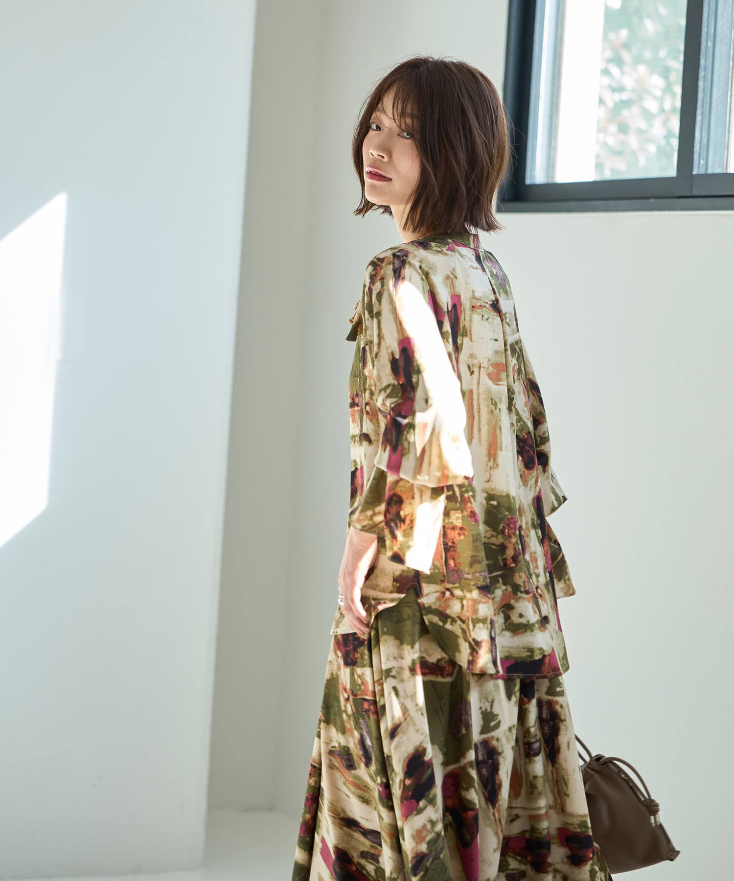 STYLE DELI「アート柄フリルポイントブラウス」|シャツ・ブラウス|