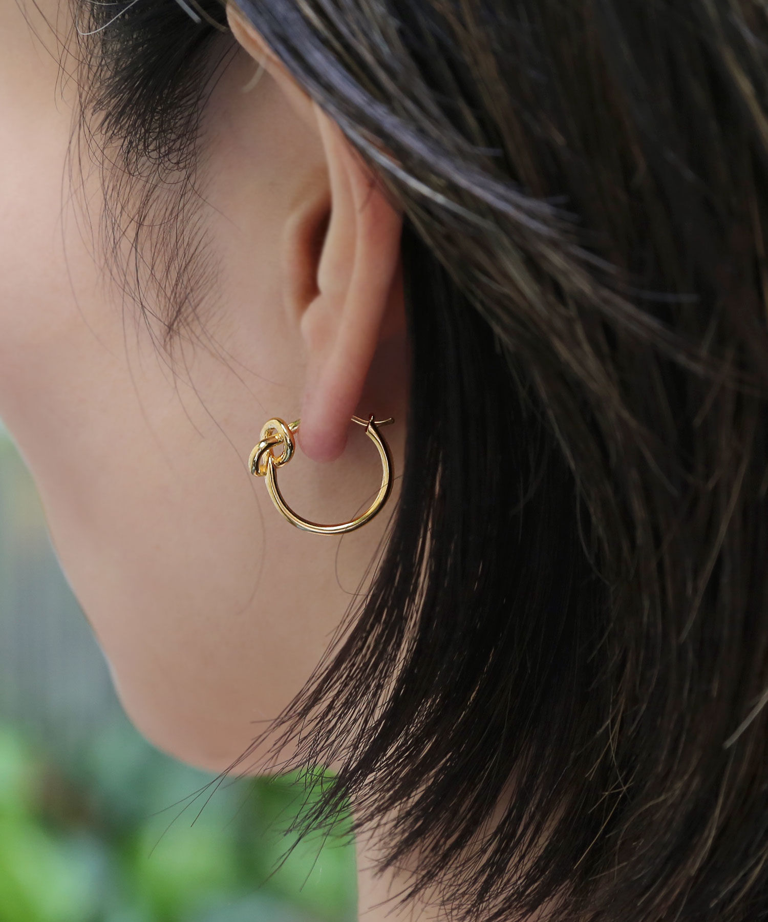 colleca la「[silver925]ノットフープピアス〈金属アレルギー対応〉」|ピアス|