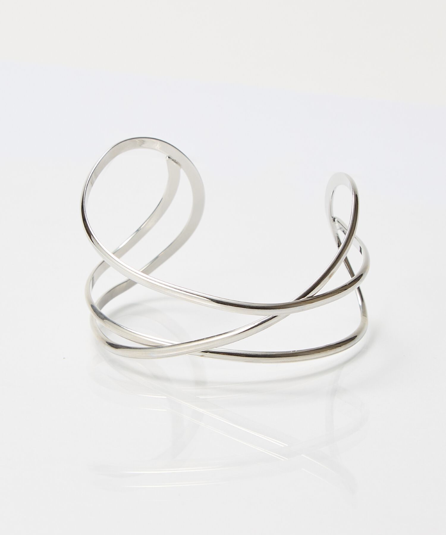 Phoebe「ニュアンスラインワイドカフバングル シルバー」|ブレスレット・バングル|