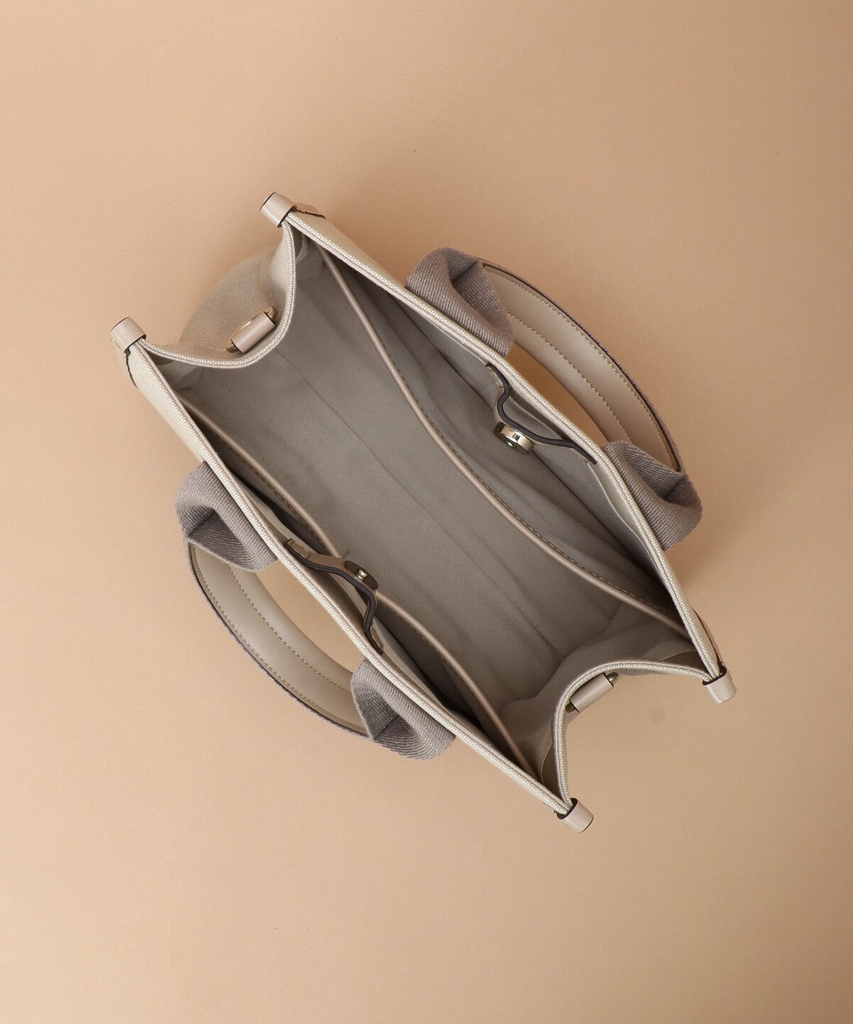 Samantha Thavasa「スクエアキャンバストート 小サイズ」|トートバッグ|