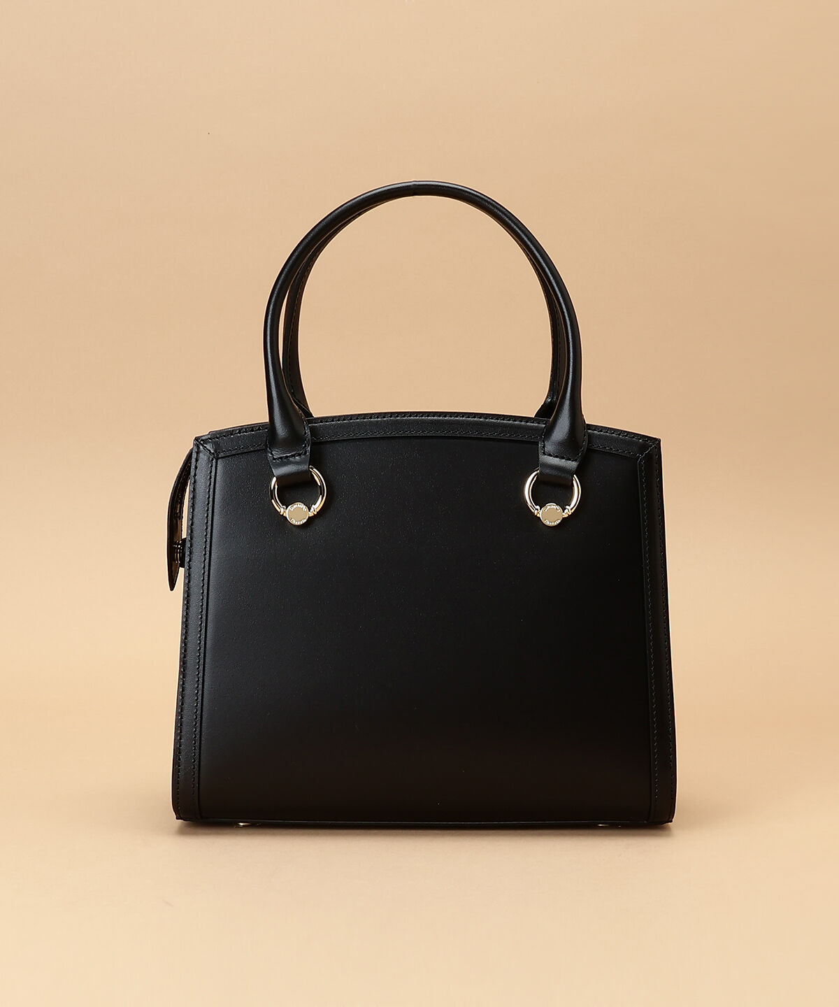 Samantha Thavasa「サークル金具デザイン レザースクエアバッグ 大サイズ」|ハンドバッグ|