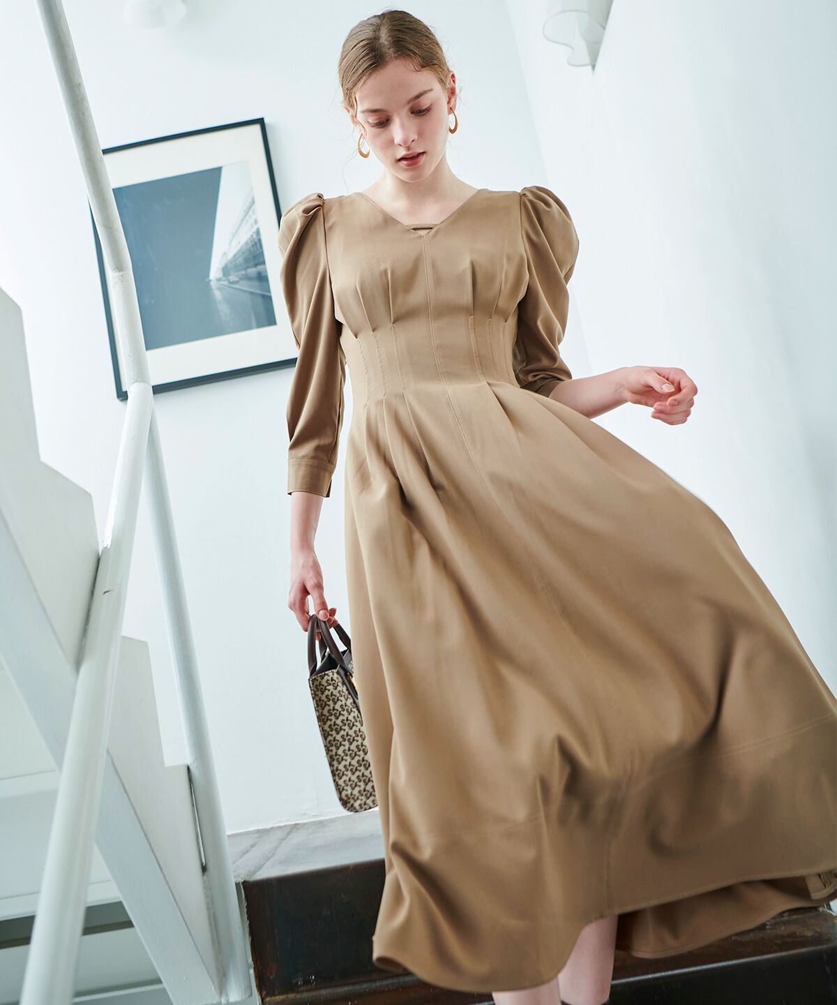 アンドクチュール「ウエストタックバックシャン長袖ワンピース」|ワンピース|