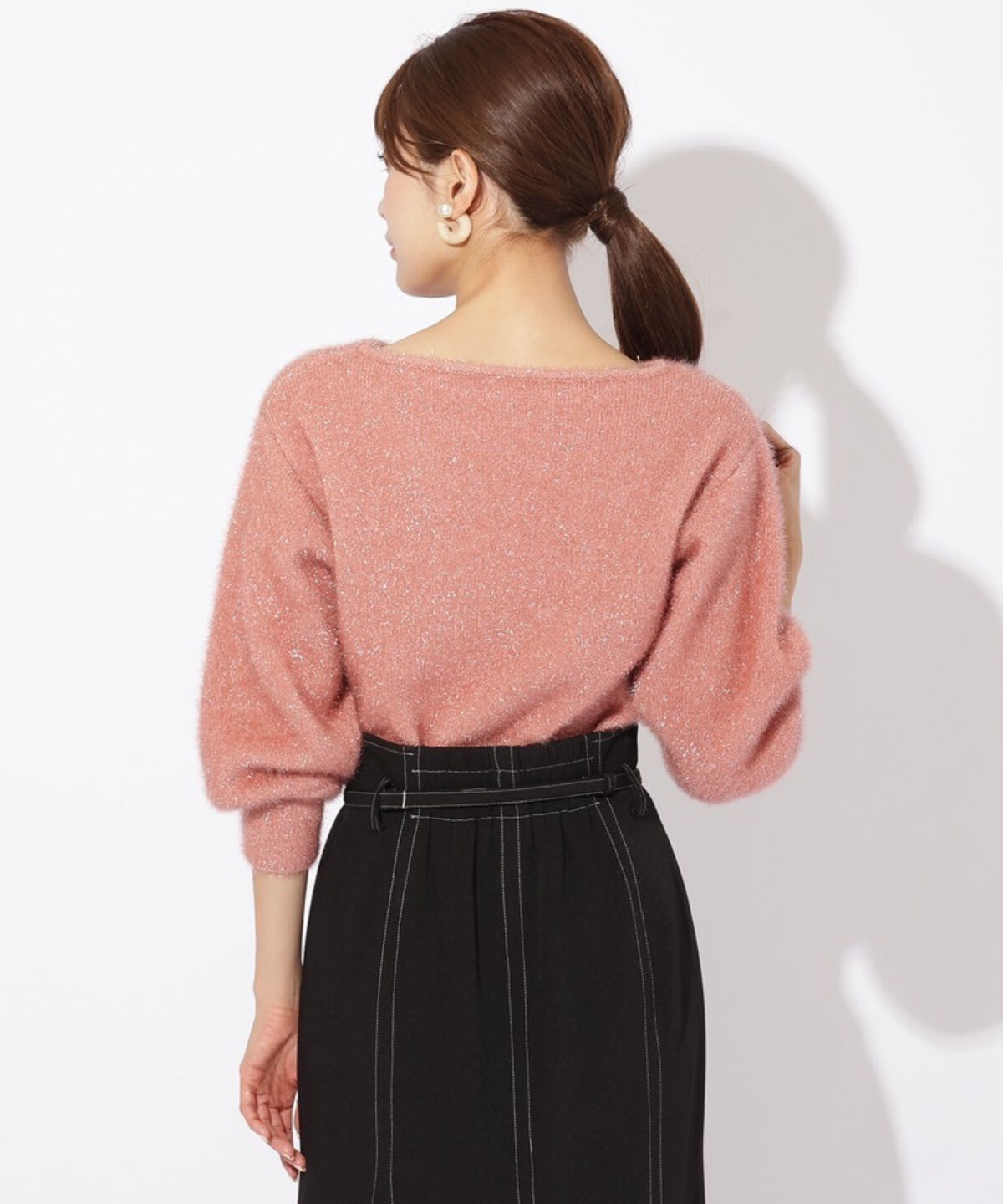 アンドクチュール「フィルムヤーンボートネックプルオーバー」|ニット・セーター|