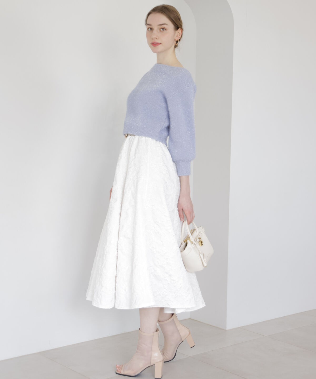 アンドクチュール「フィルムヤーンボートネックプルオーバー」|ニット・セーター|